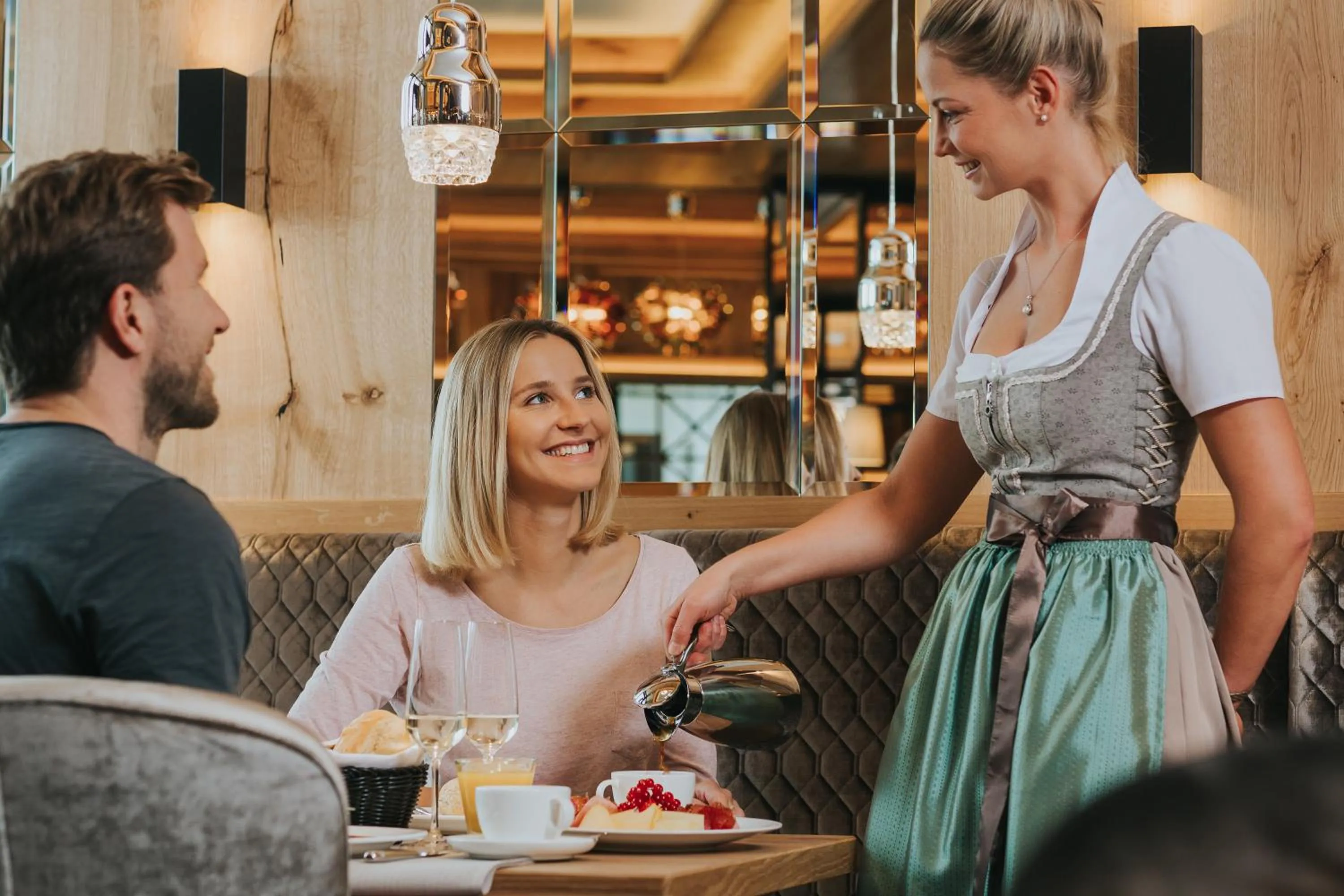 Restaurant/places to eat in Ortner's Resort