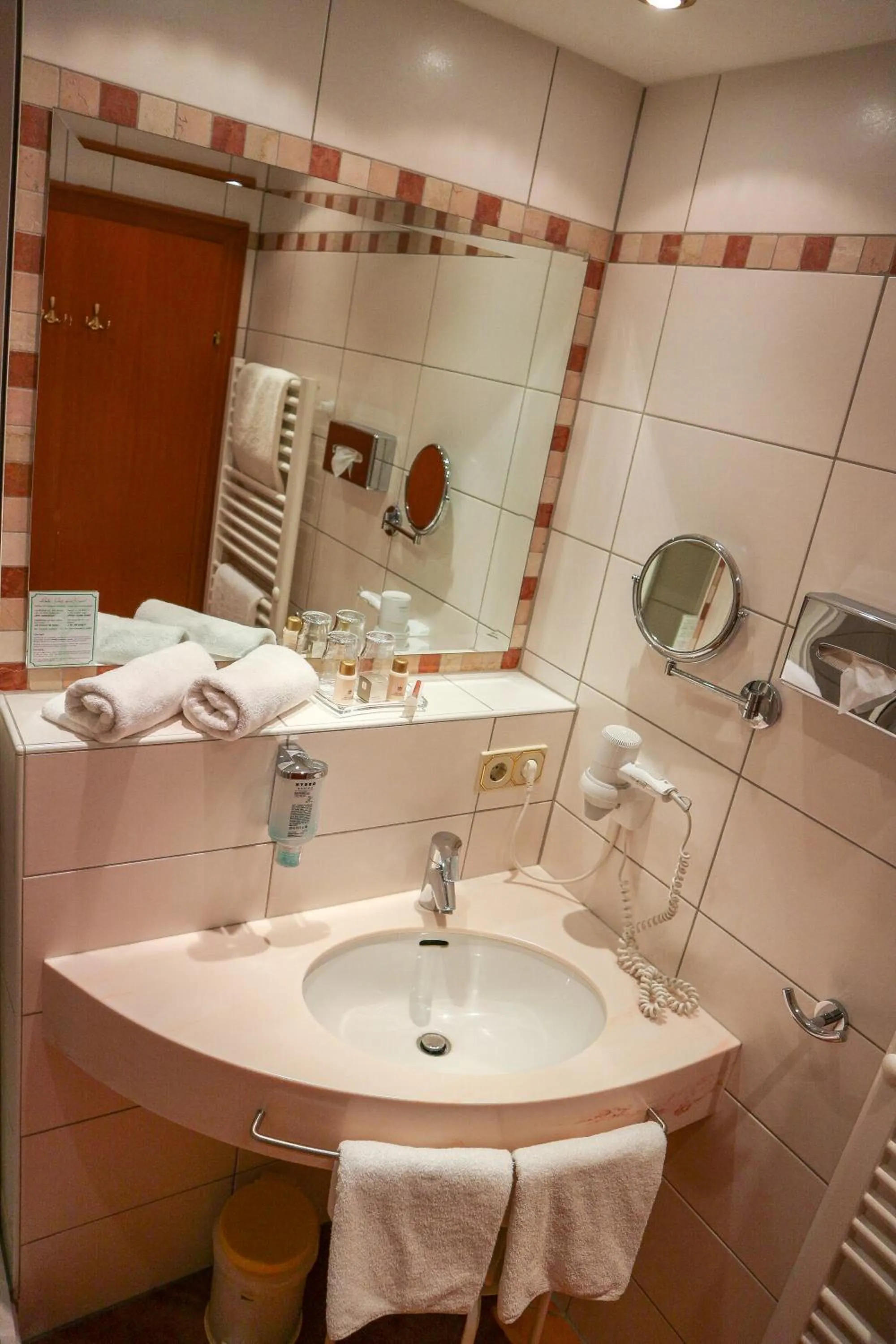 Bathroom in Ortner's Resort