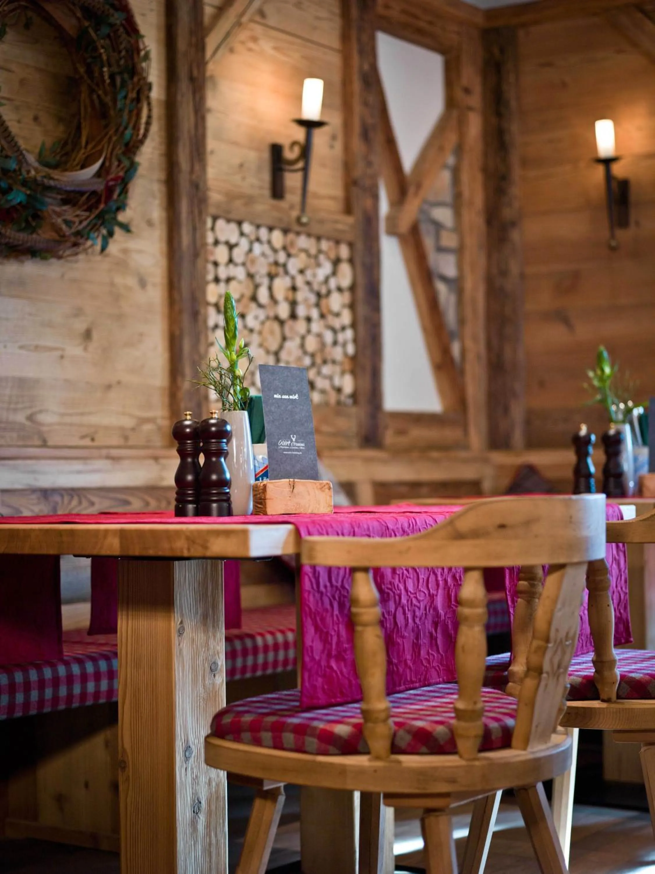 Restaurant/places to eat in Ortner's Resort