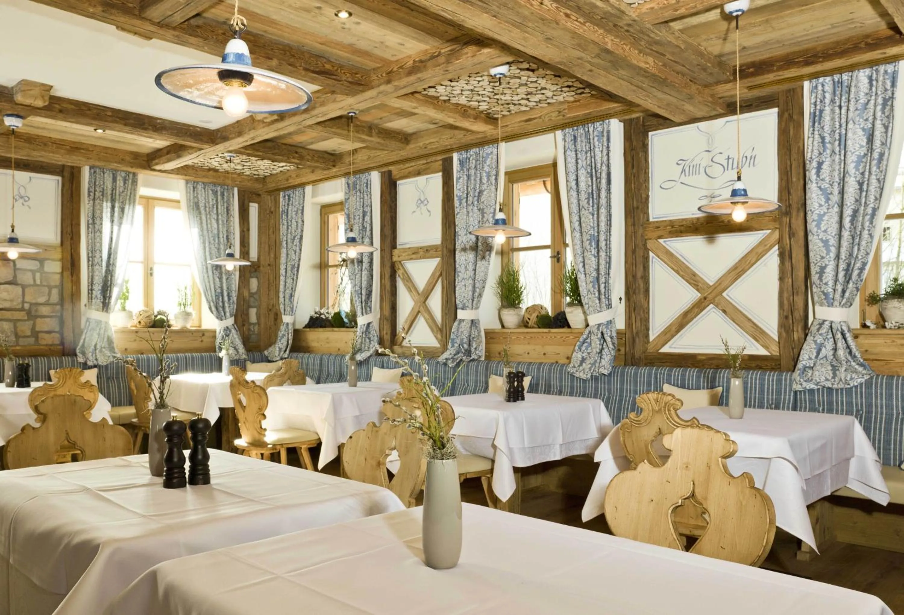 Restaurant/places to eat in Ortner's Resort