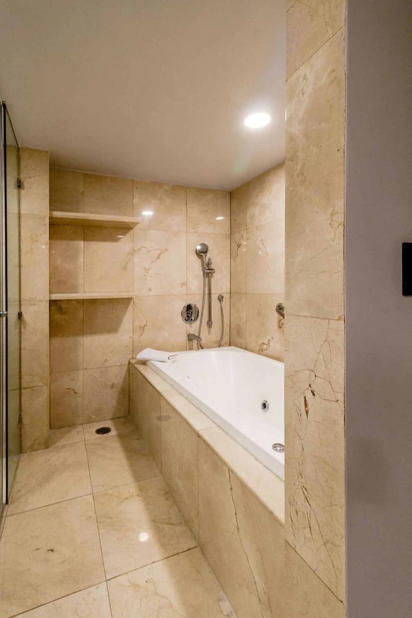 Spa and wellness centre/facilities in Camino Real Aeropuerto