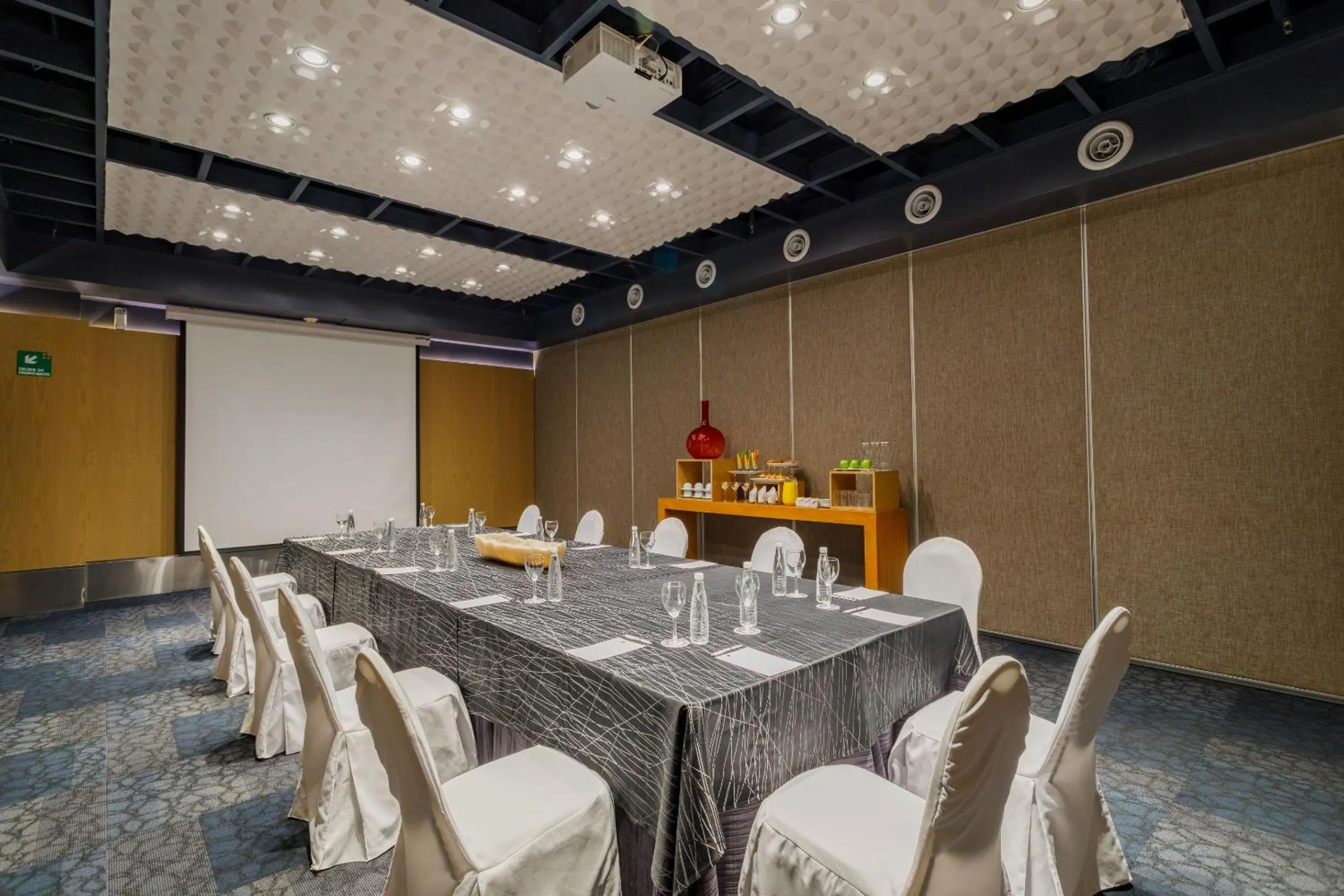 Meeting/conference room in Camino Real Aeropuerto