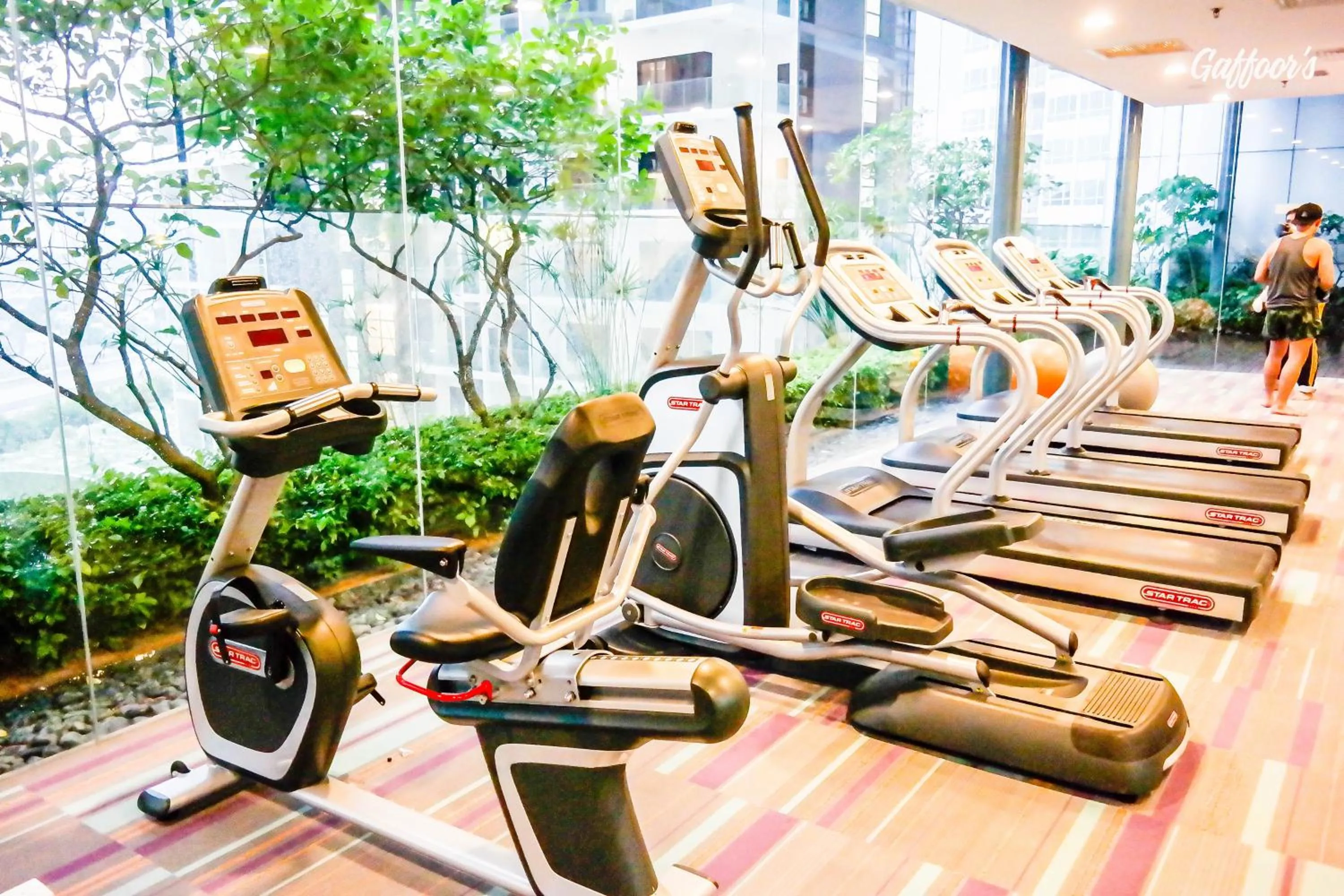 Fitness centre/facilities in Resort Hostel In City