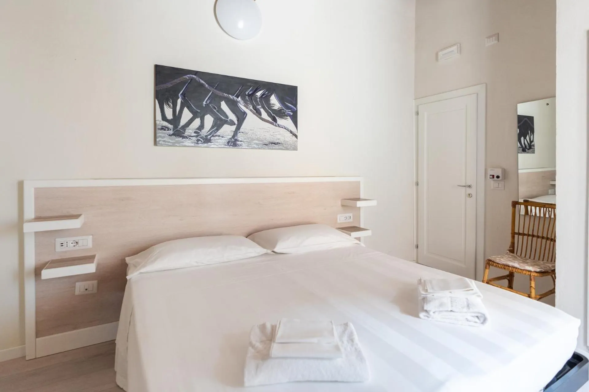 Bed in Albergo Centrale