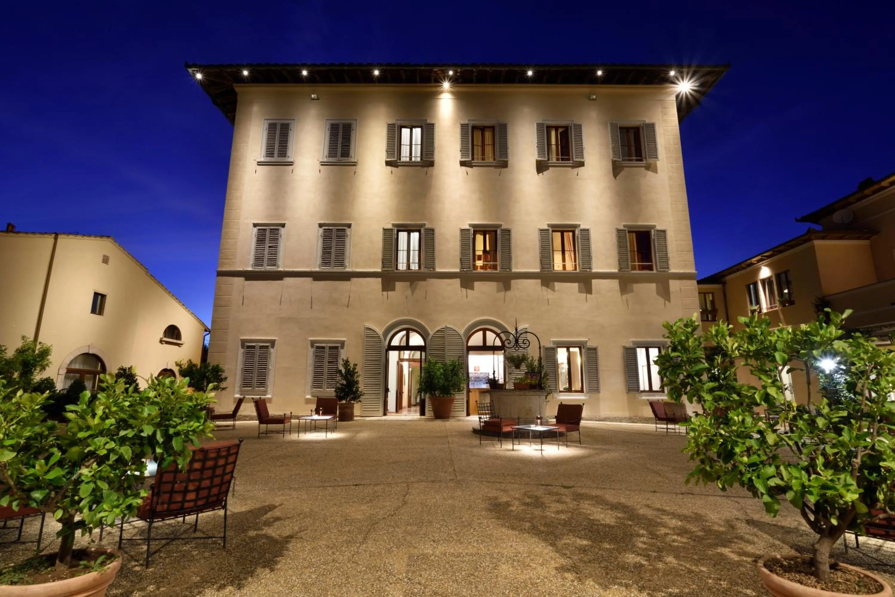 Property building in Villa Sabolini