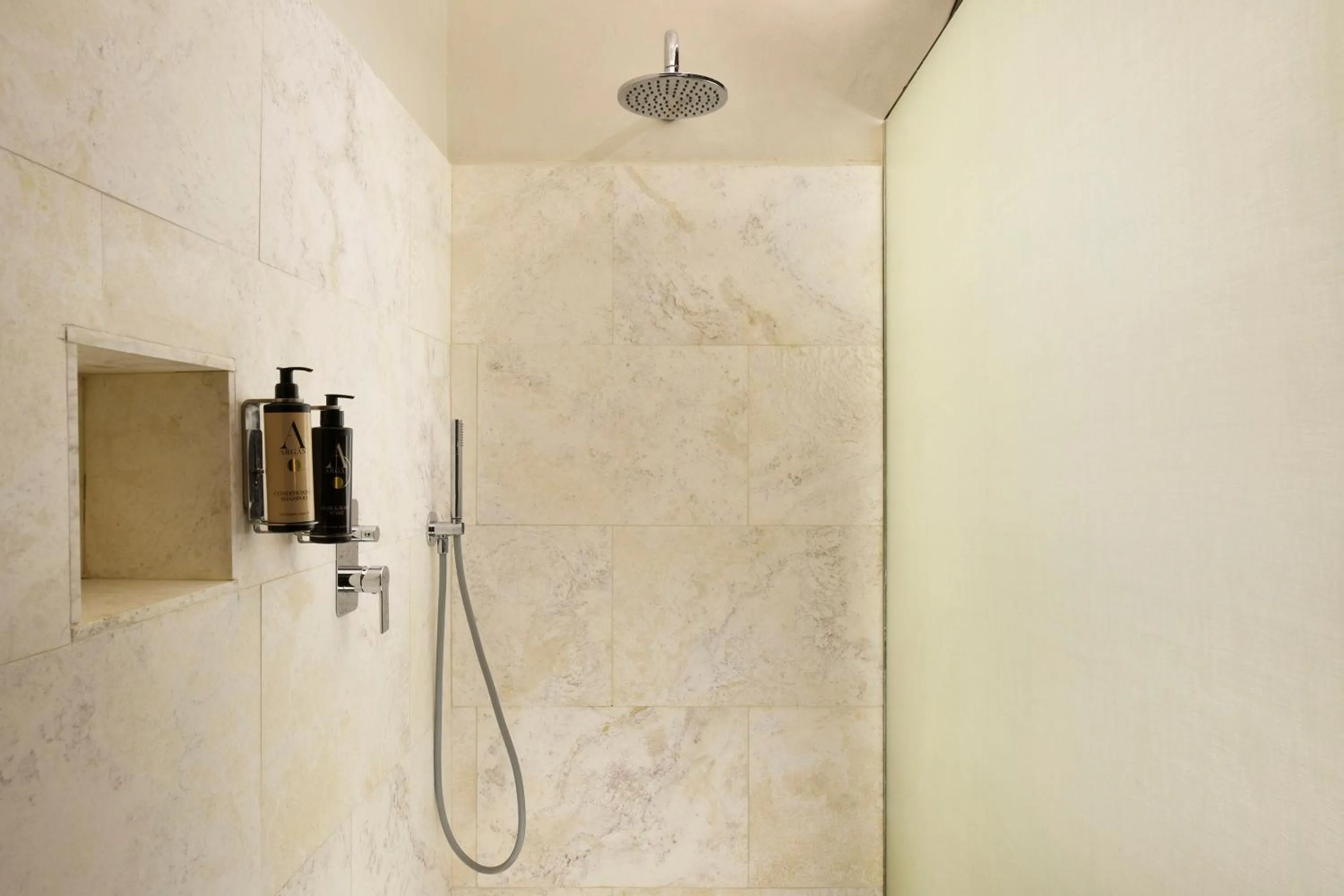 Shower in Villa Sabolini