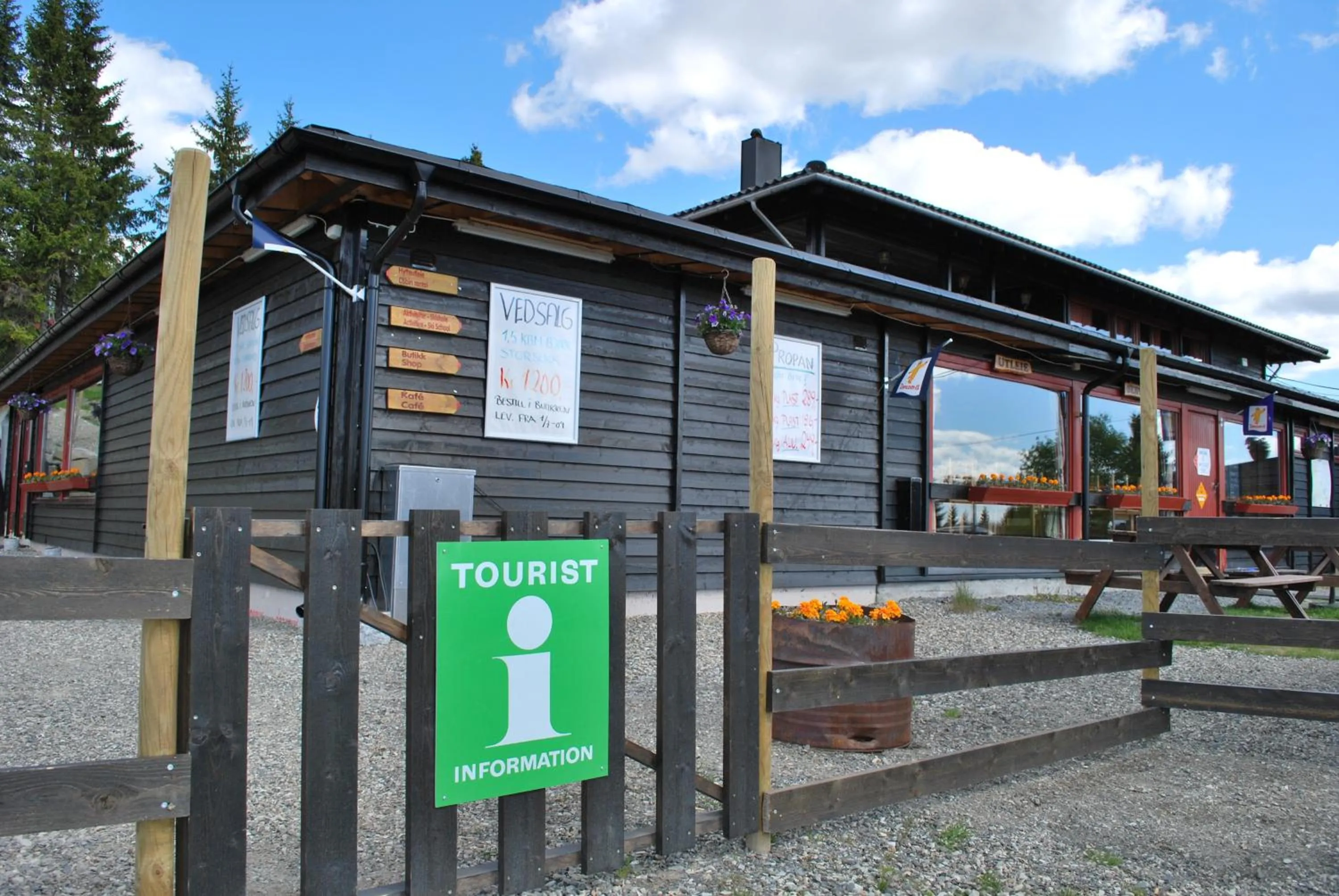 Facade/entrance in Nordseter Fjellpark, Hyttegrend