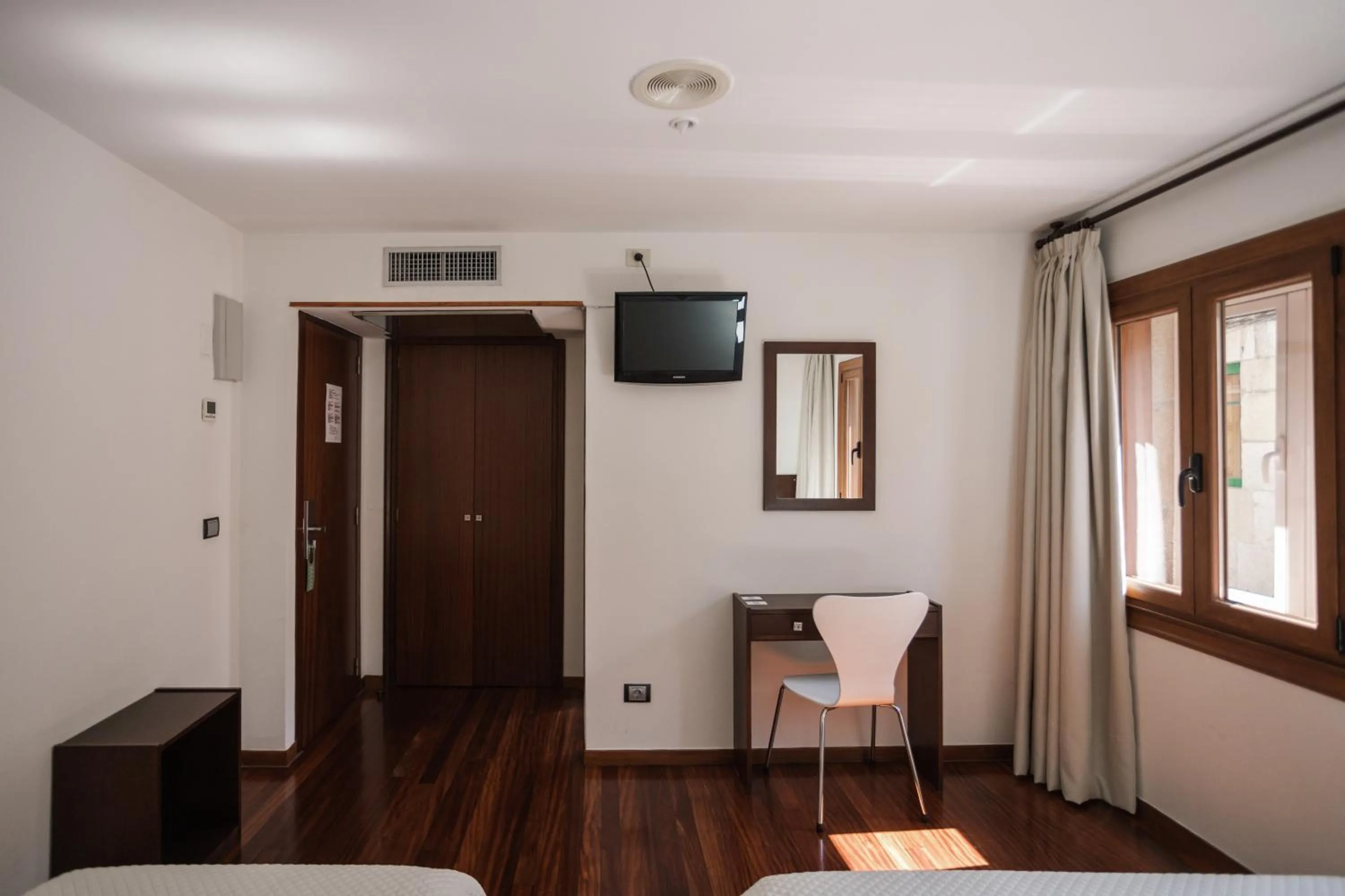 Photo of the whole room, Bed in Hotel Restaurante Rúas