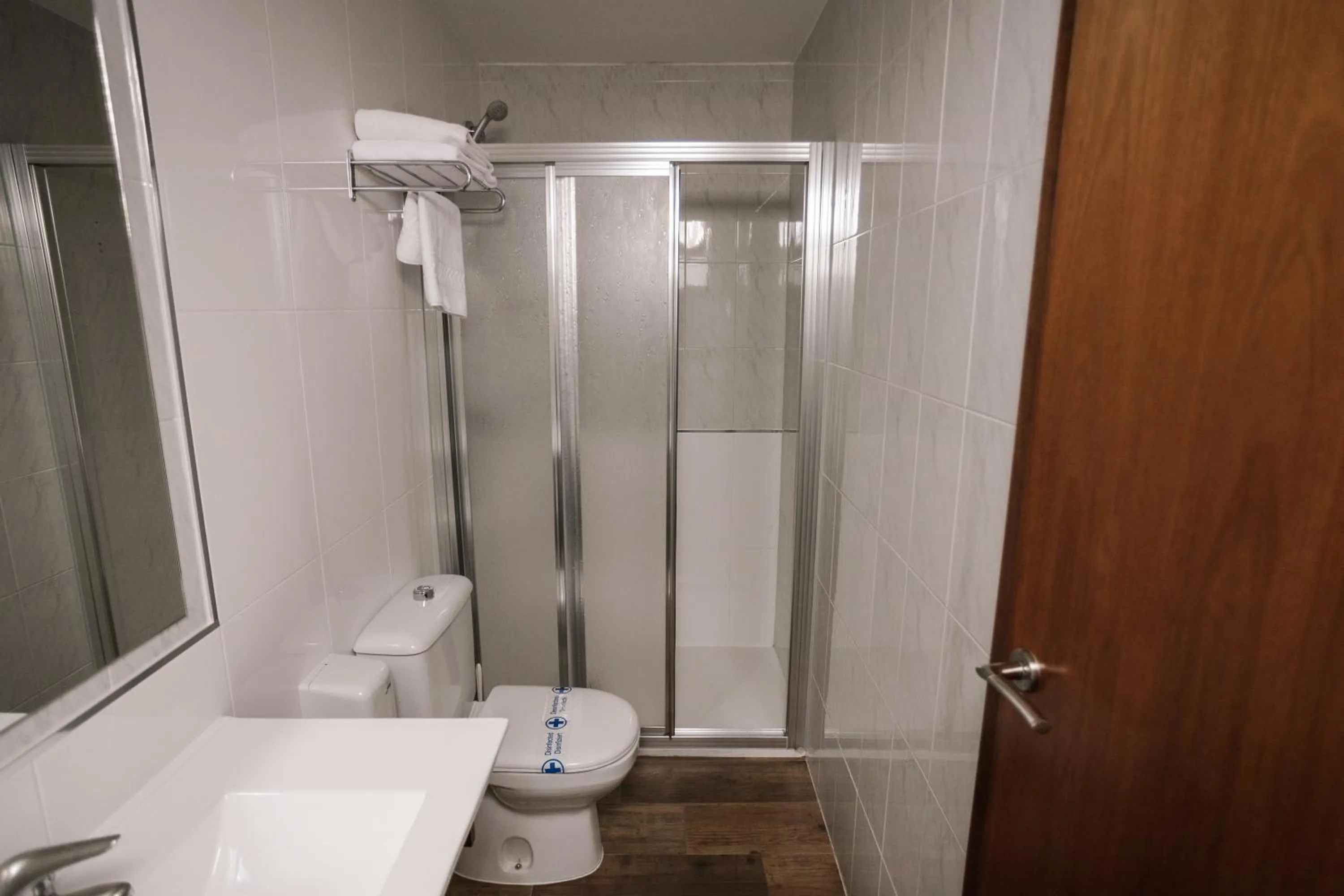 Shower in Hotel Restaurante Rúas