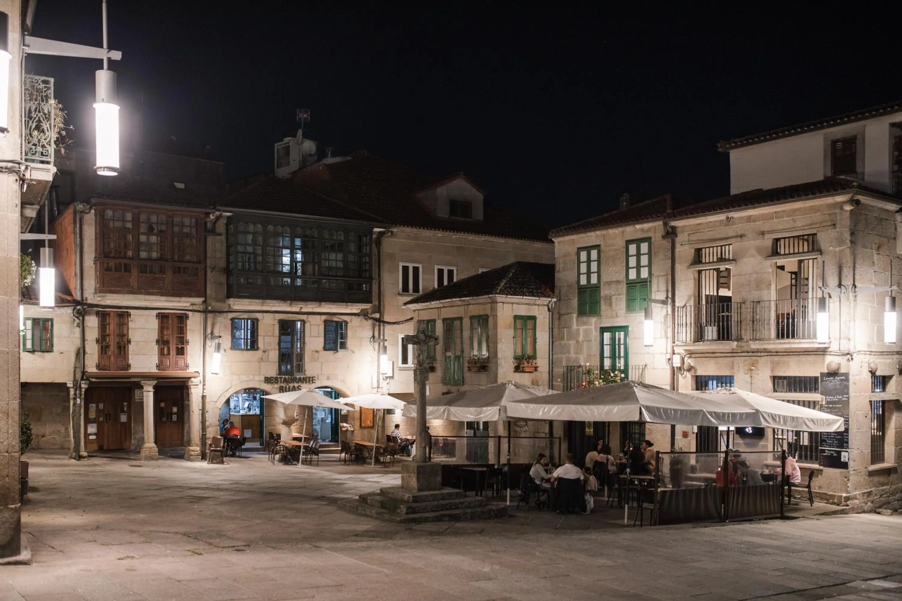 Restaurant/places to eat in Hotel Restaurante Rúas