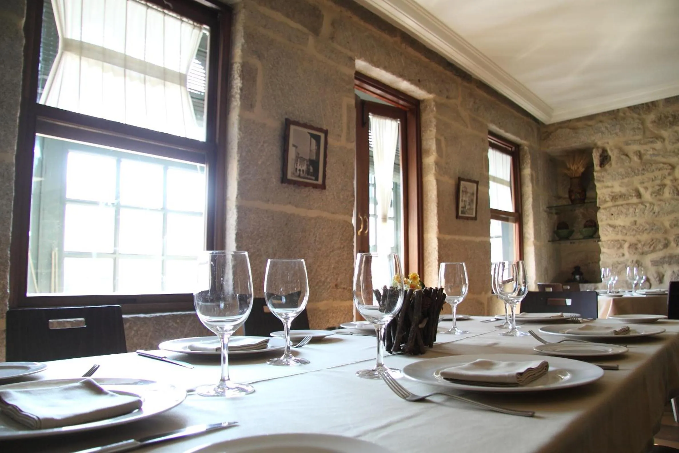 Restaurant/places to eat in Hotel Restaurante Rúas