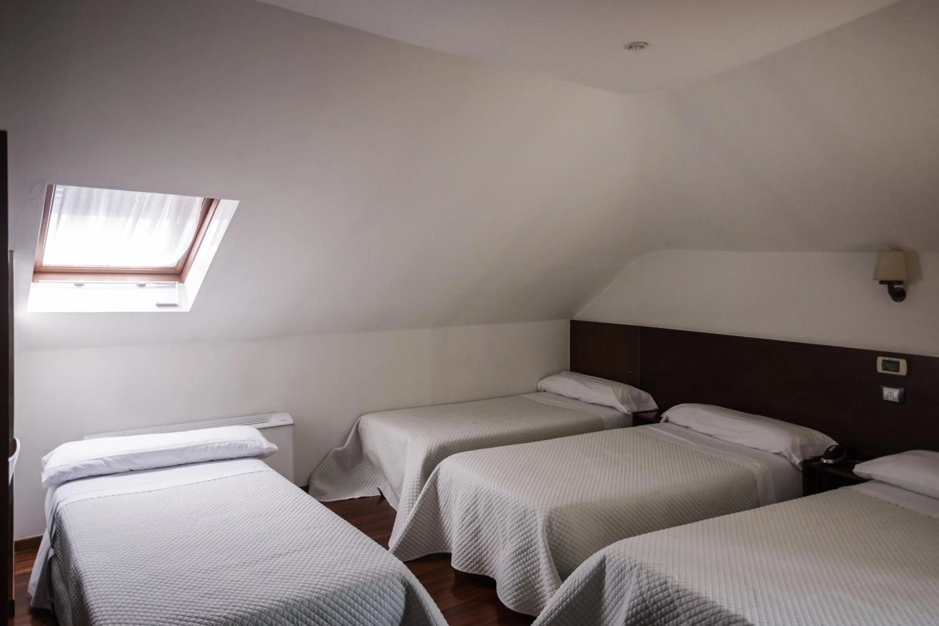 Bed in Hotel Restaurante Rúas