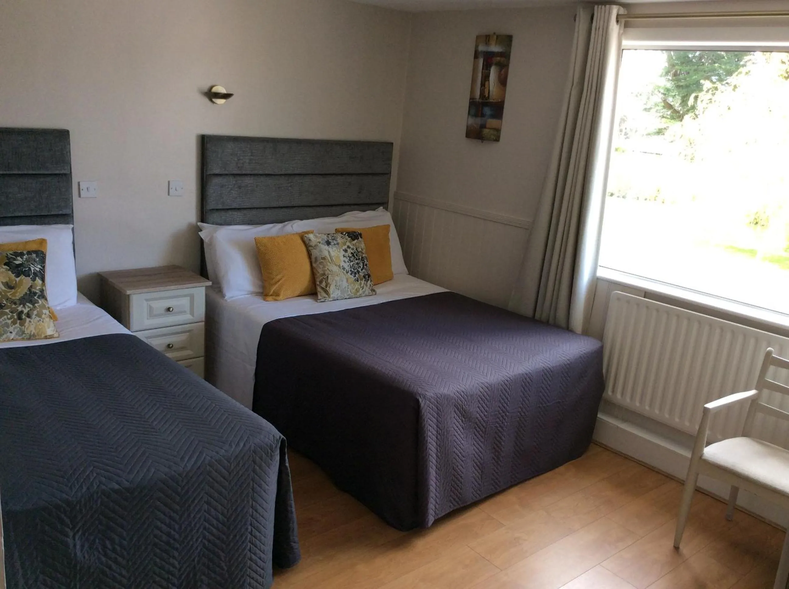 Bedroom, Bed in The Gardens B&B