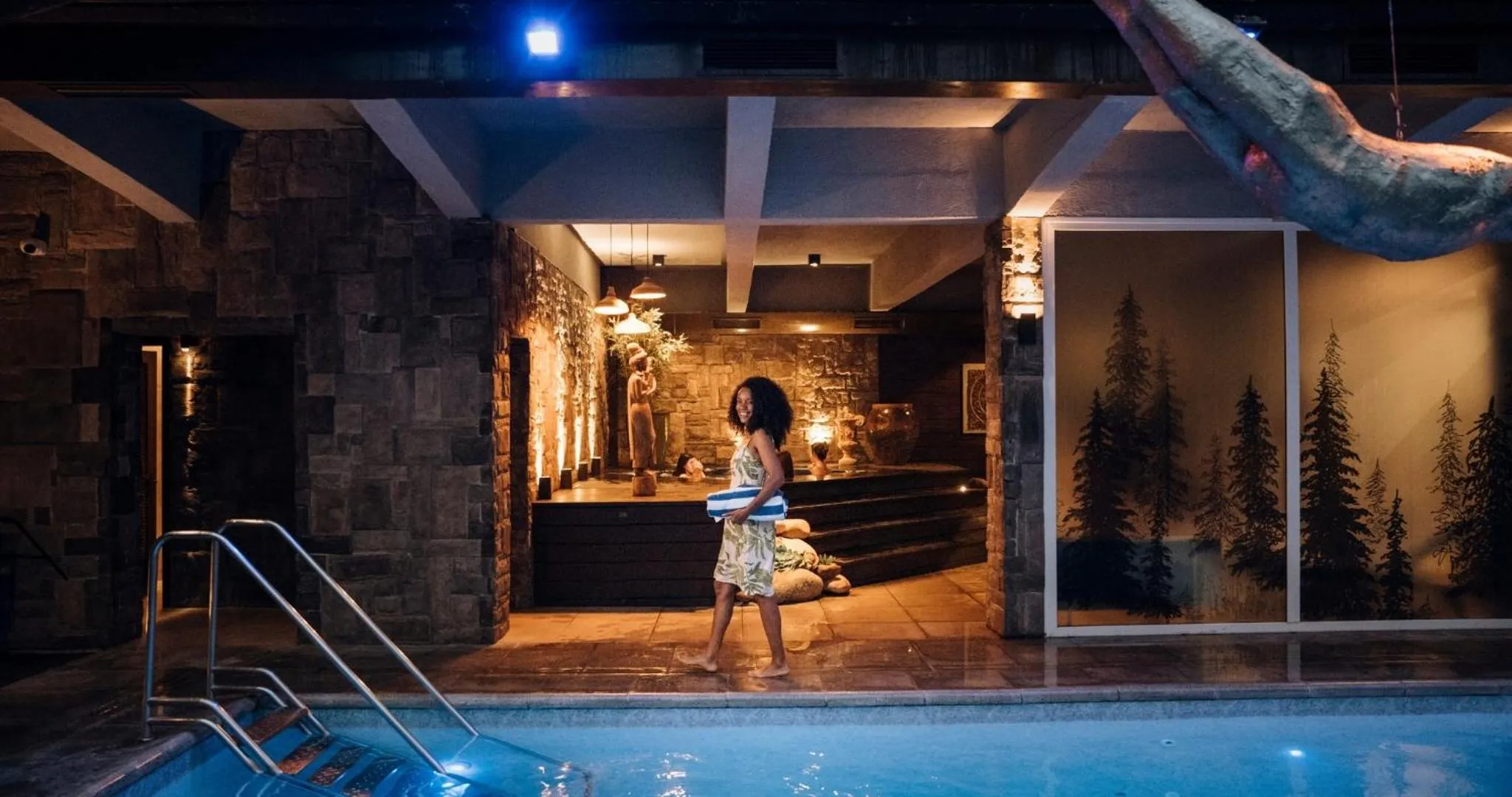 Hot Tub in Hotel Casa da Montanha