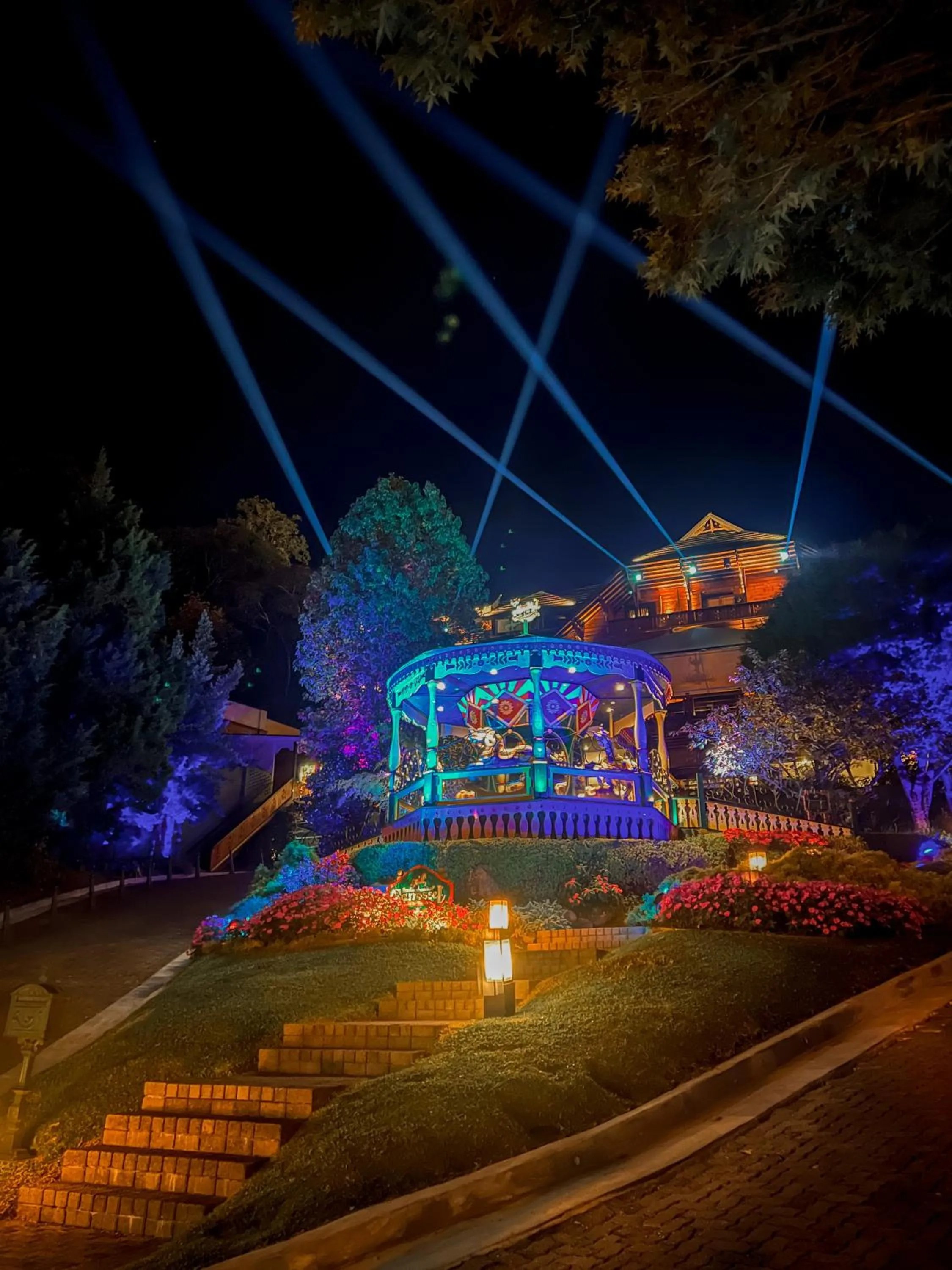 Property building in Hotel Casa da Montanha