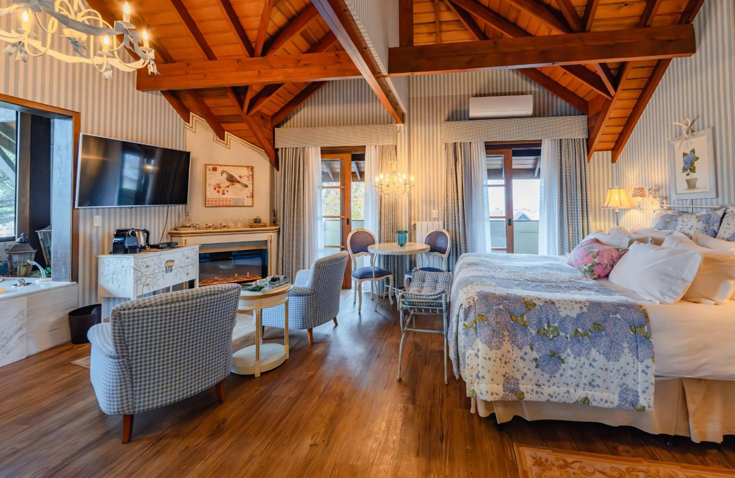 Photo of the whole room, Bed in Casa da Montanha