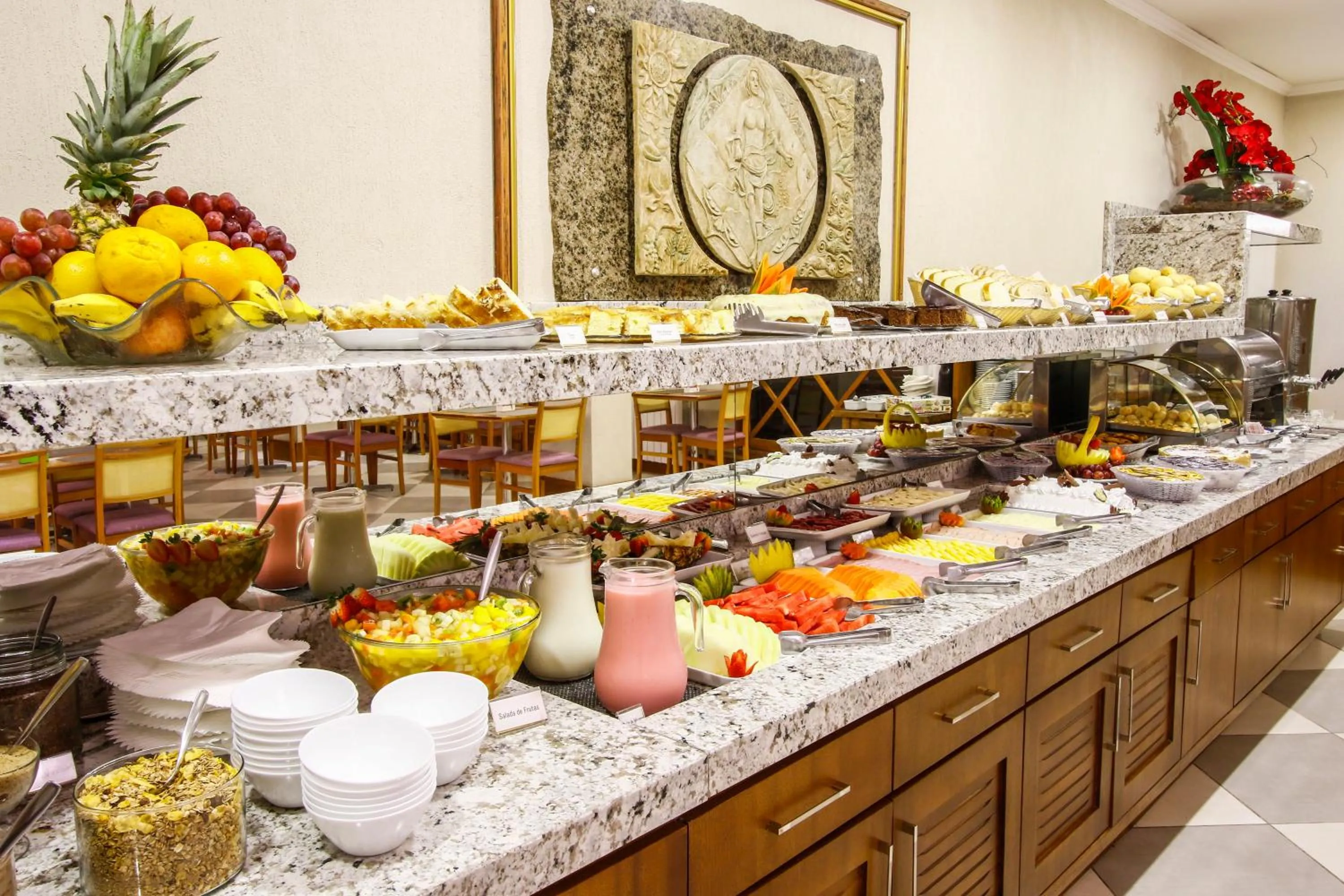 Food and drinks in Life Hotel Infinity