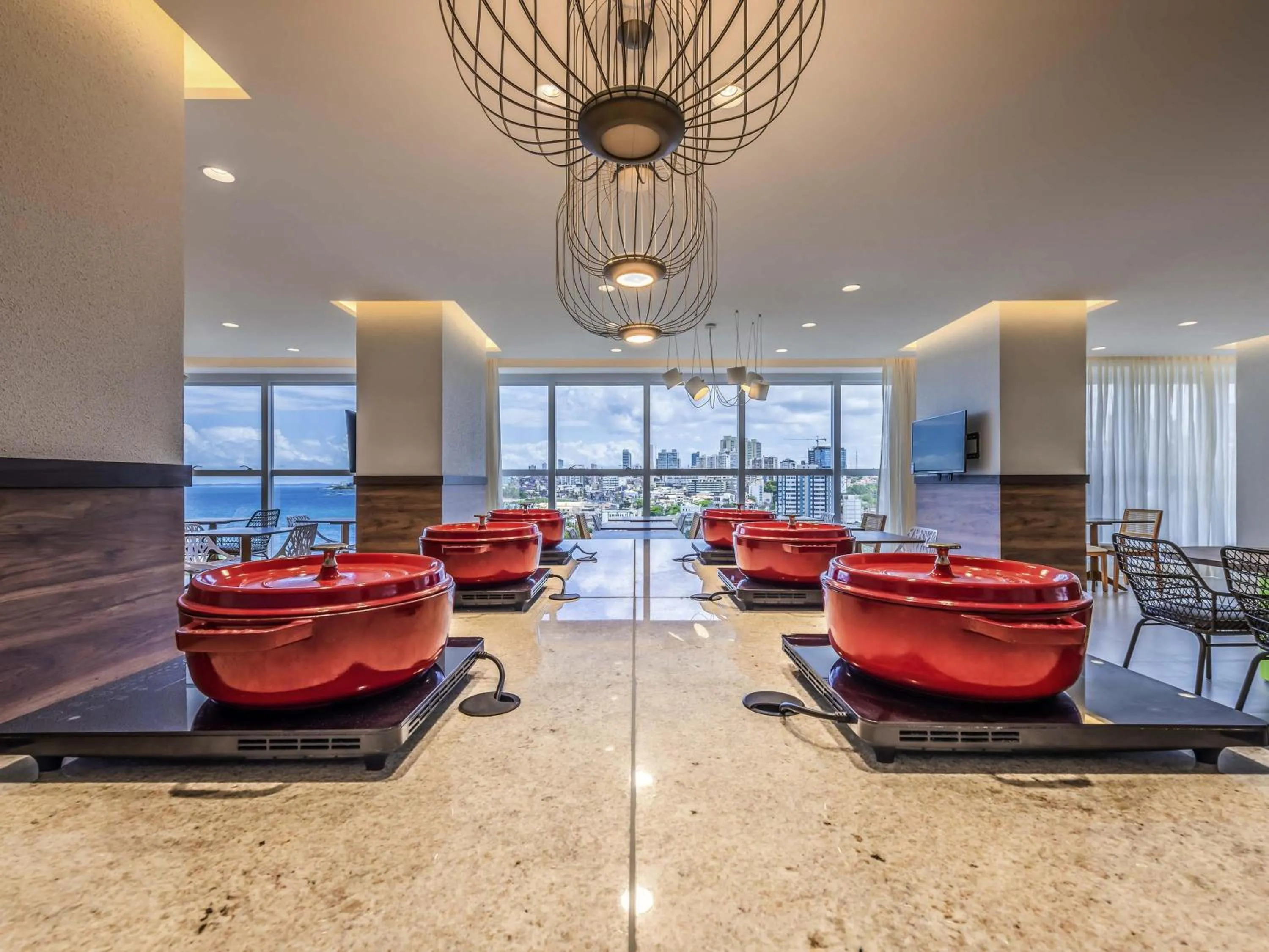 Restaurant/places to eat in Novotel Salvador Rio Vermelho