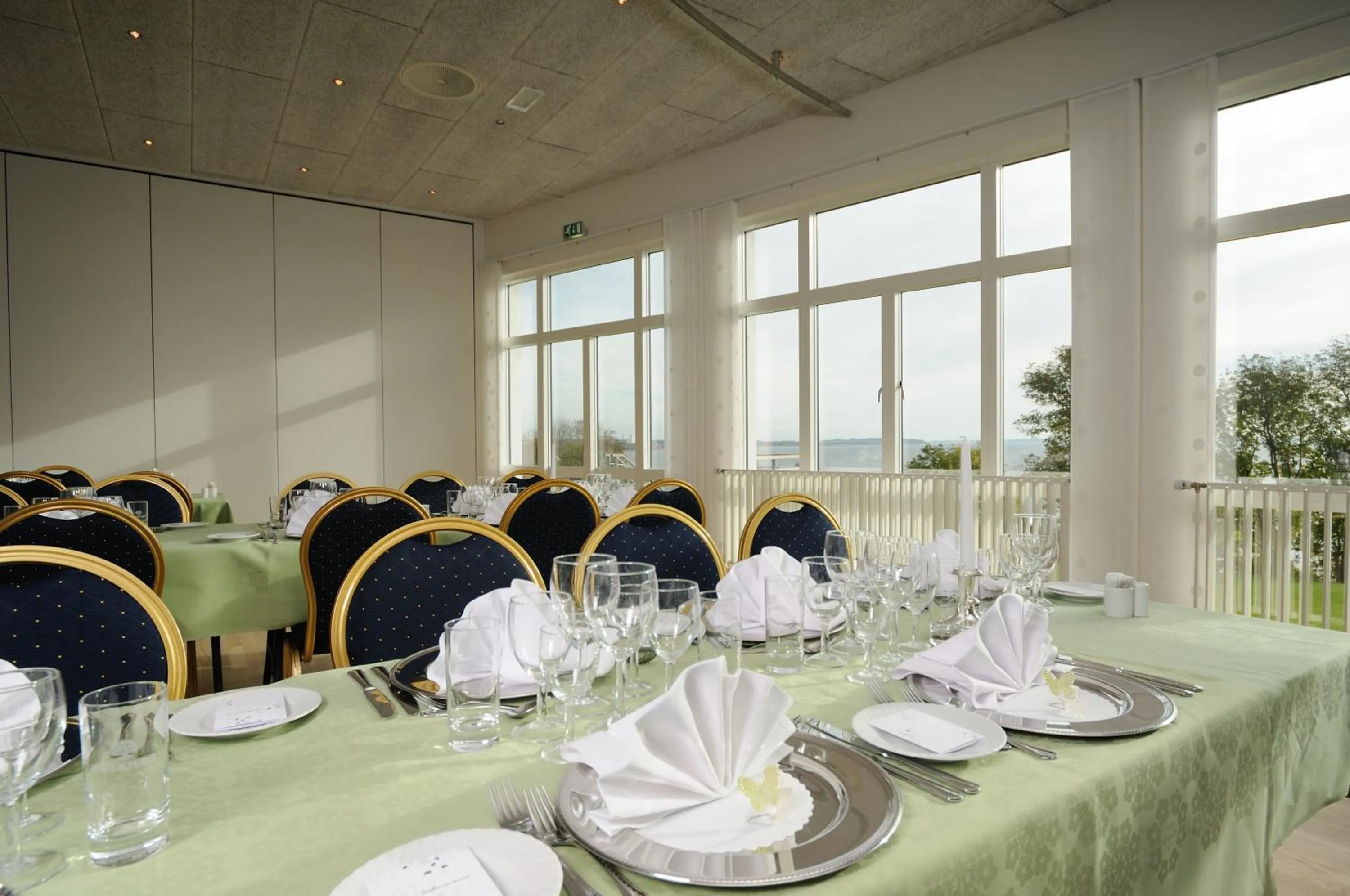 Restaurant/places to eat in Hotel Limfjorden