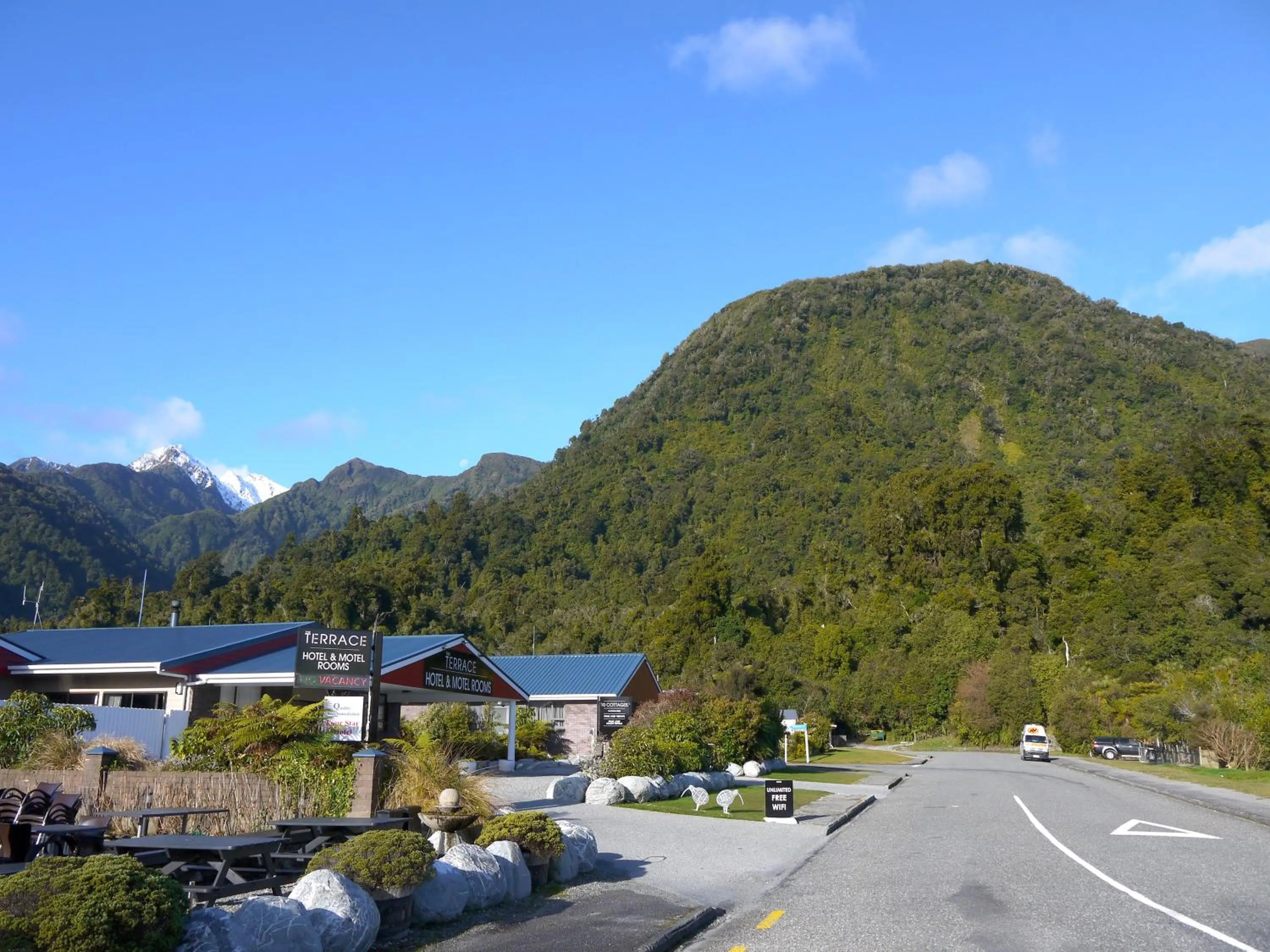 Facade/entrance in The Terrace