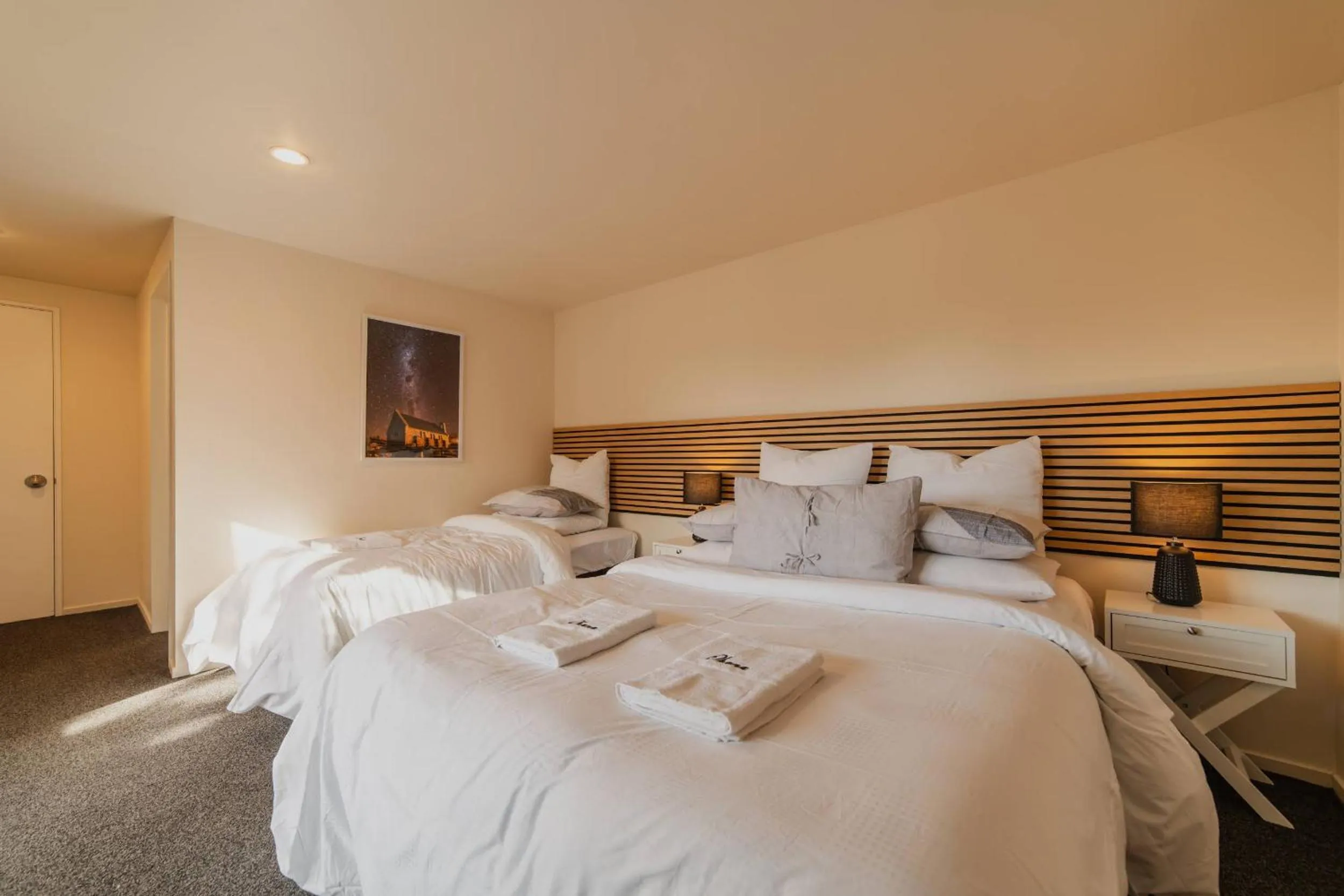 Bed in Lake Tekapo Cottages