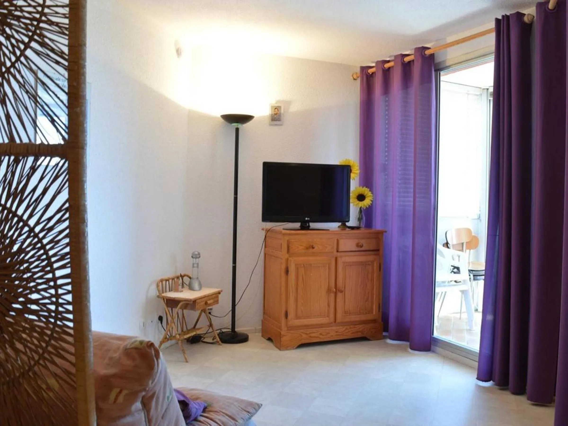 Appartement climatisé 2 pièces, 4 couchages, proche Seaquarium avec parking au Grau-du-Roi - FR-1-250-74
