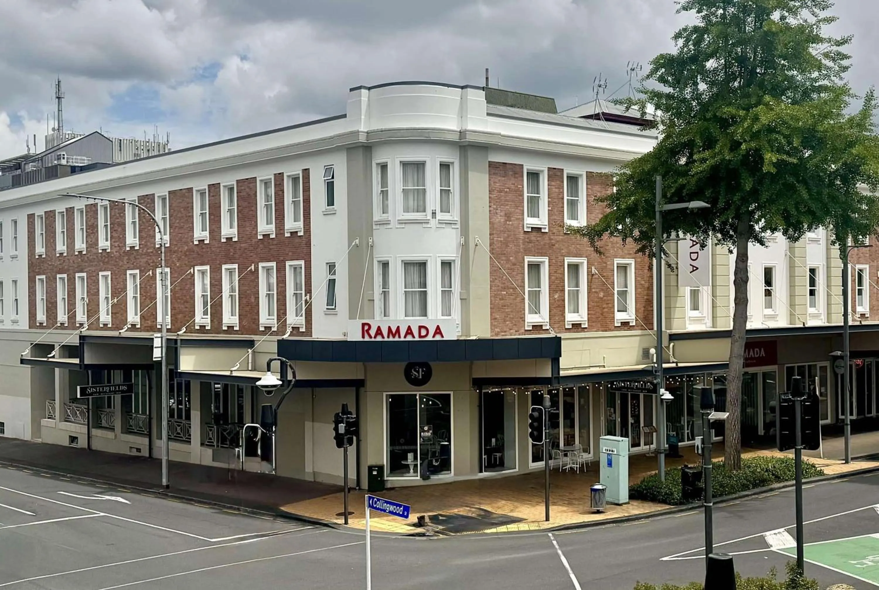 Property building in Ramada by Wyndham, Hamilton City Center