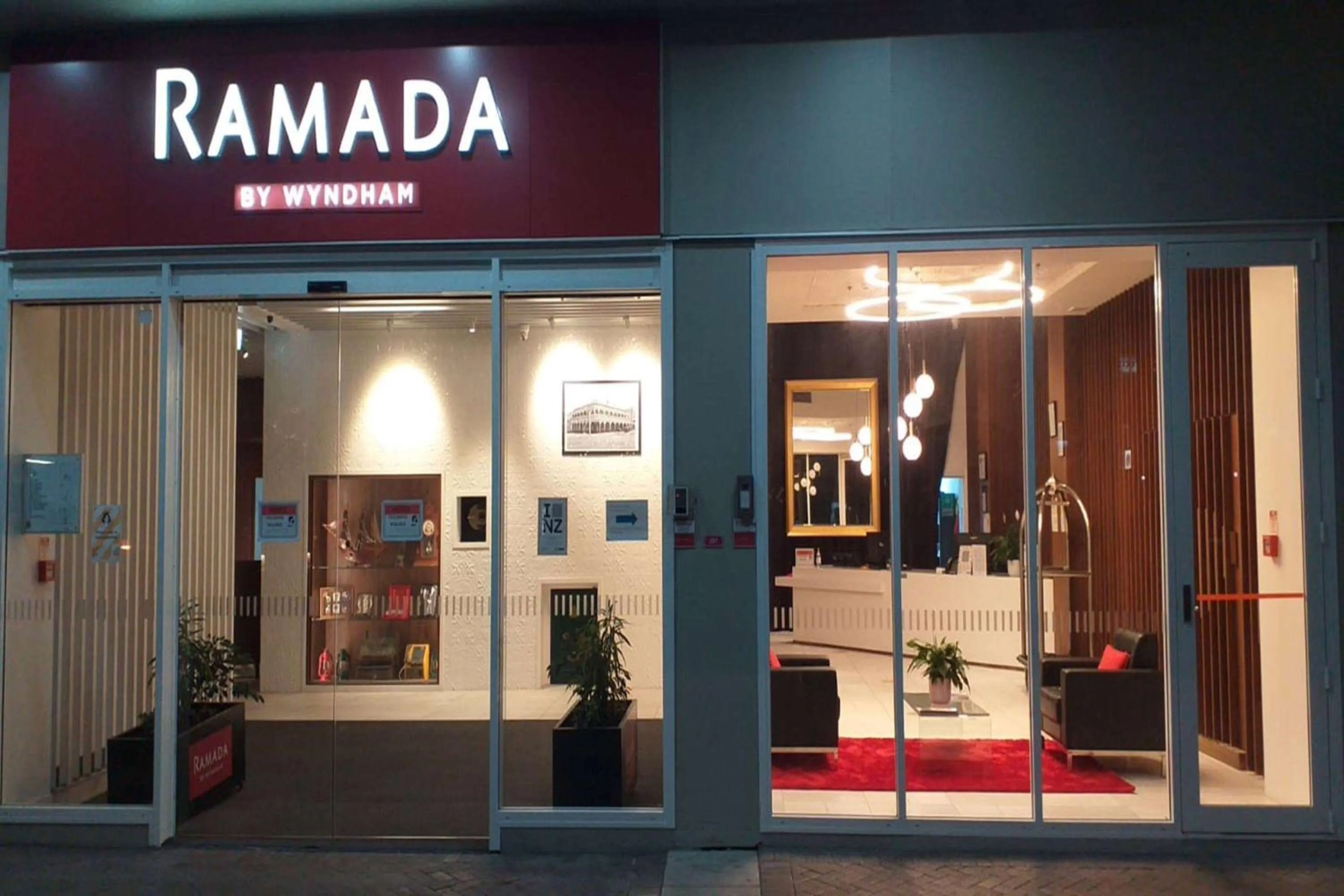 Property building in Ramada by Wyndham, Hamilton City Center