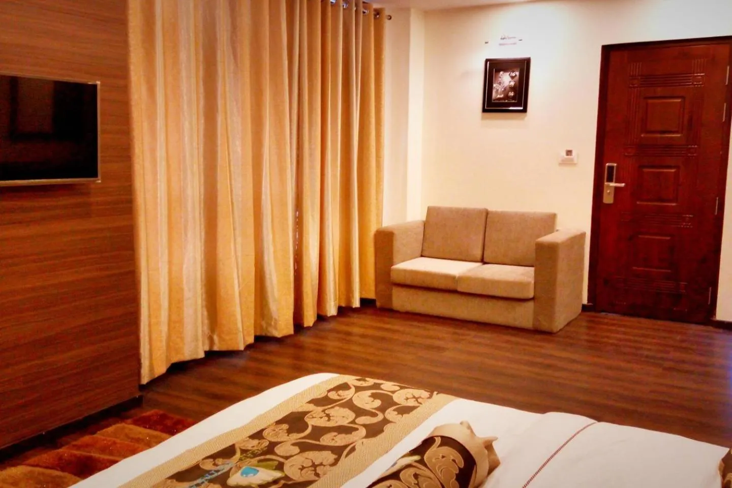 Photo of the whole room in Pearl Retreat