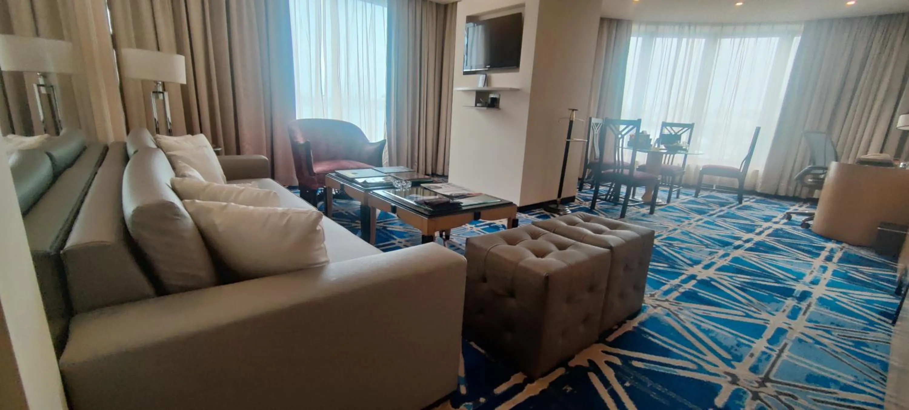 Living room in Hotel Marine Plaza