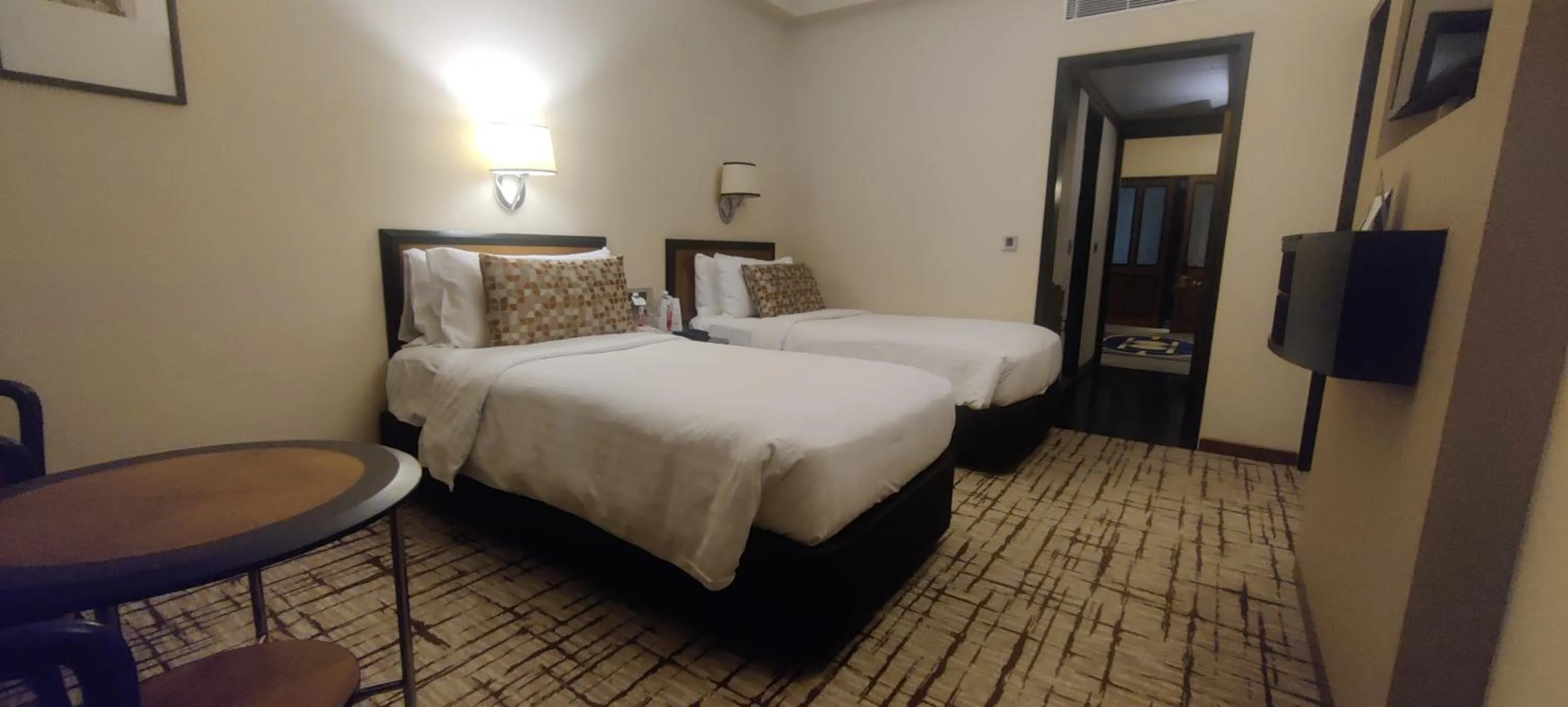 Bed in Hotel Marine Plaza