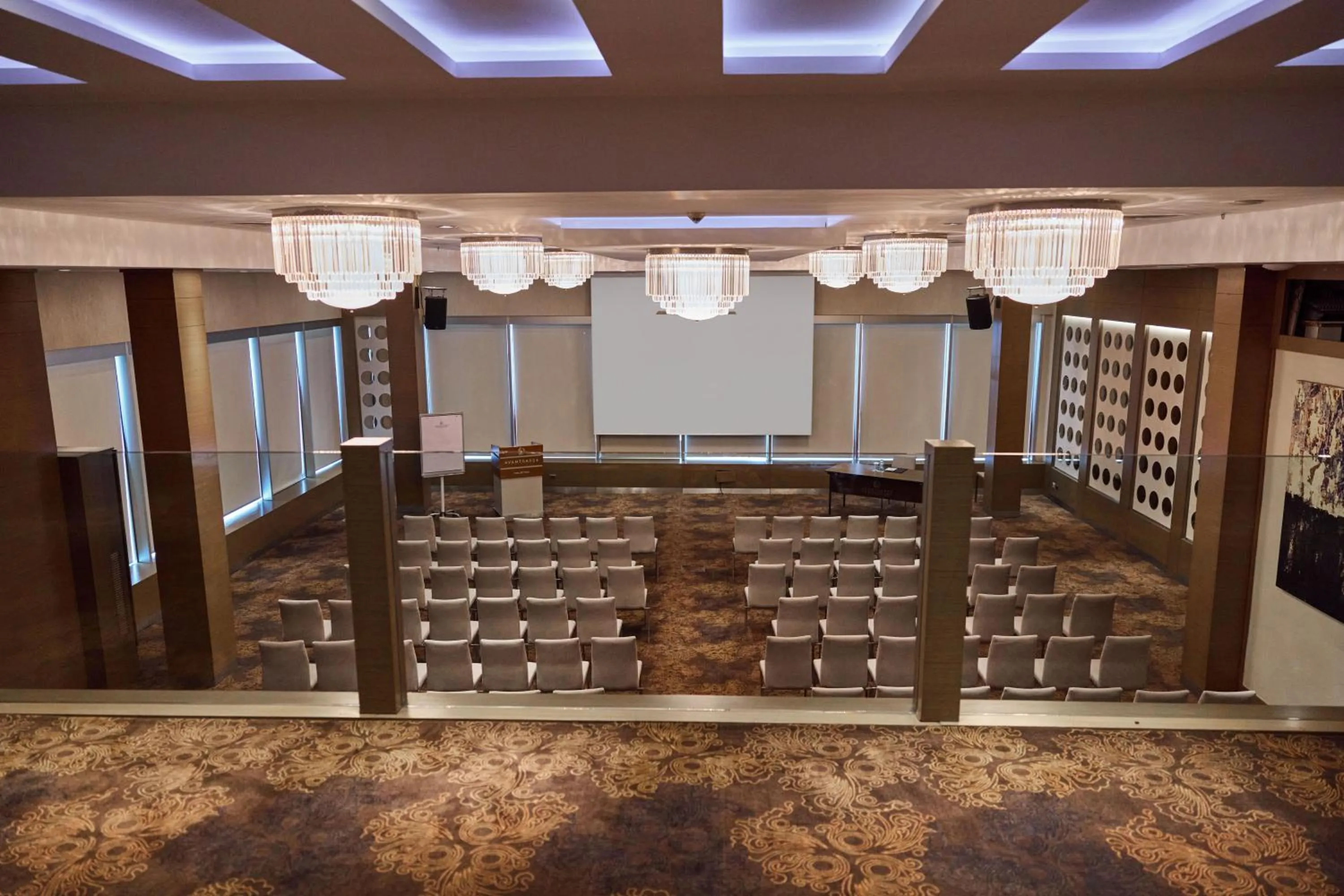 Meeting/conference room in Avantgarde Urban Levent