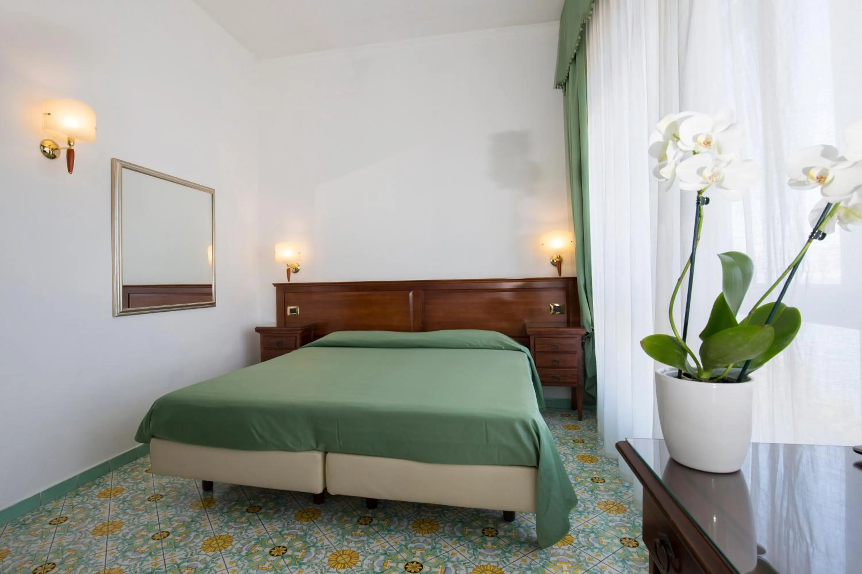 Bedroom, Bed in La Panoramica Hotel