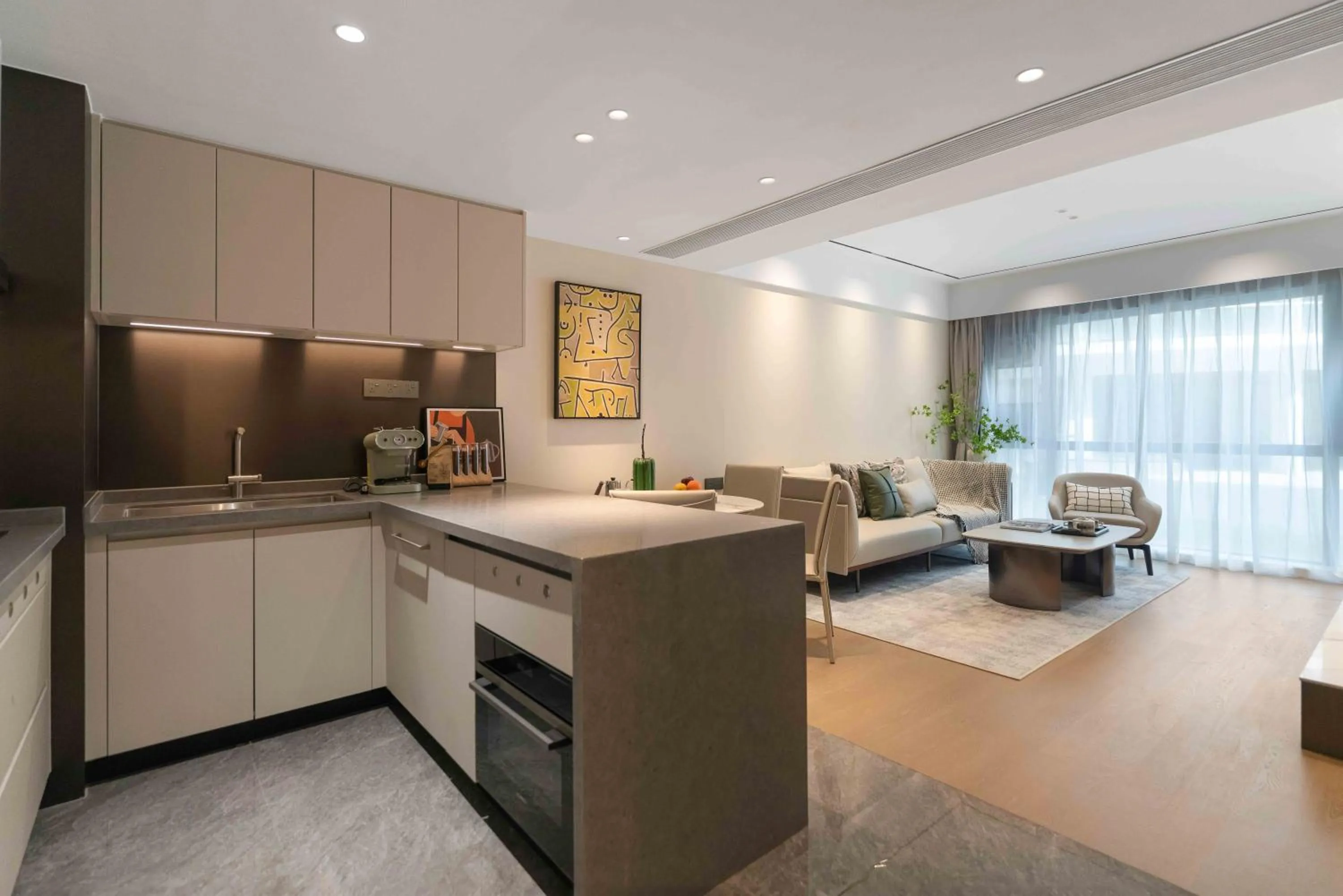 Kitchen or kitchenette in CM+ Service Apartment Shenzhen Taige