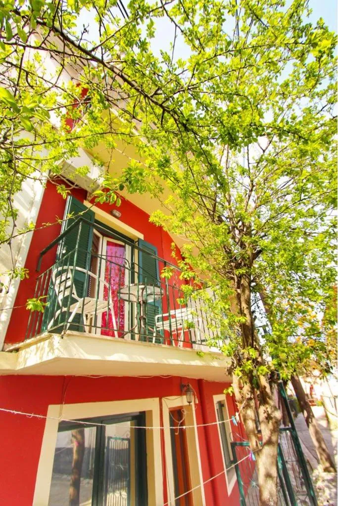 Balcony/Terrace in Avra Budget Beach Rooms