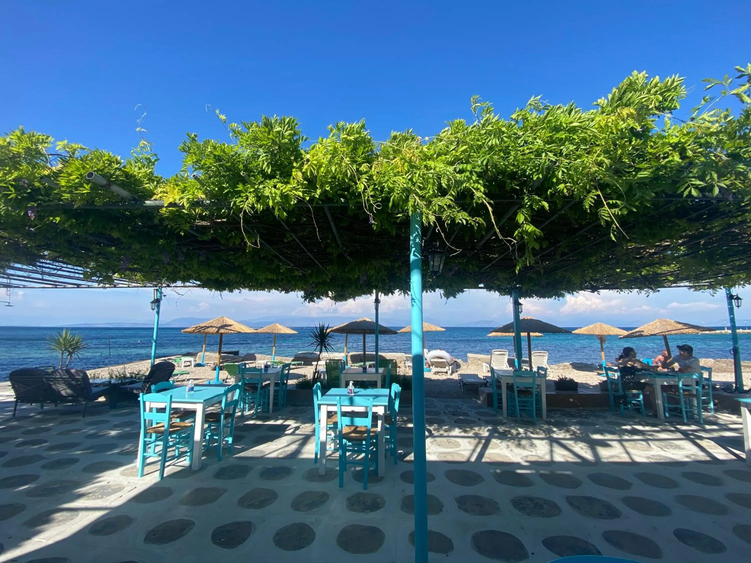 Restaurant/places to eat in Avra Budget Beach Rooms