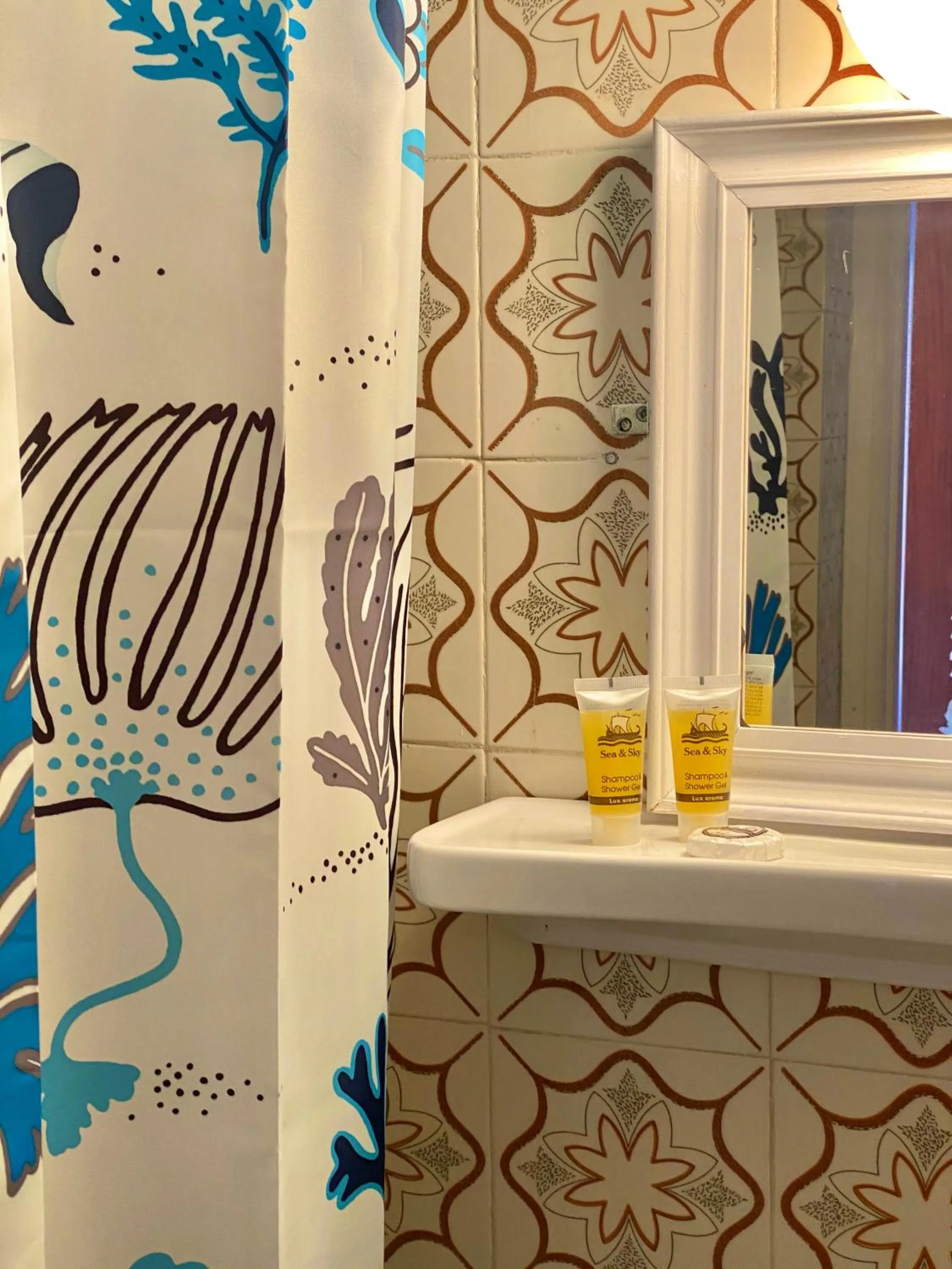 Bathroom in Avra Budget Beach Rooms