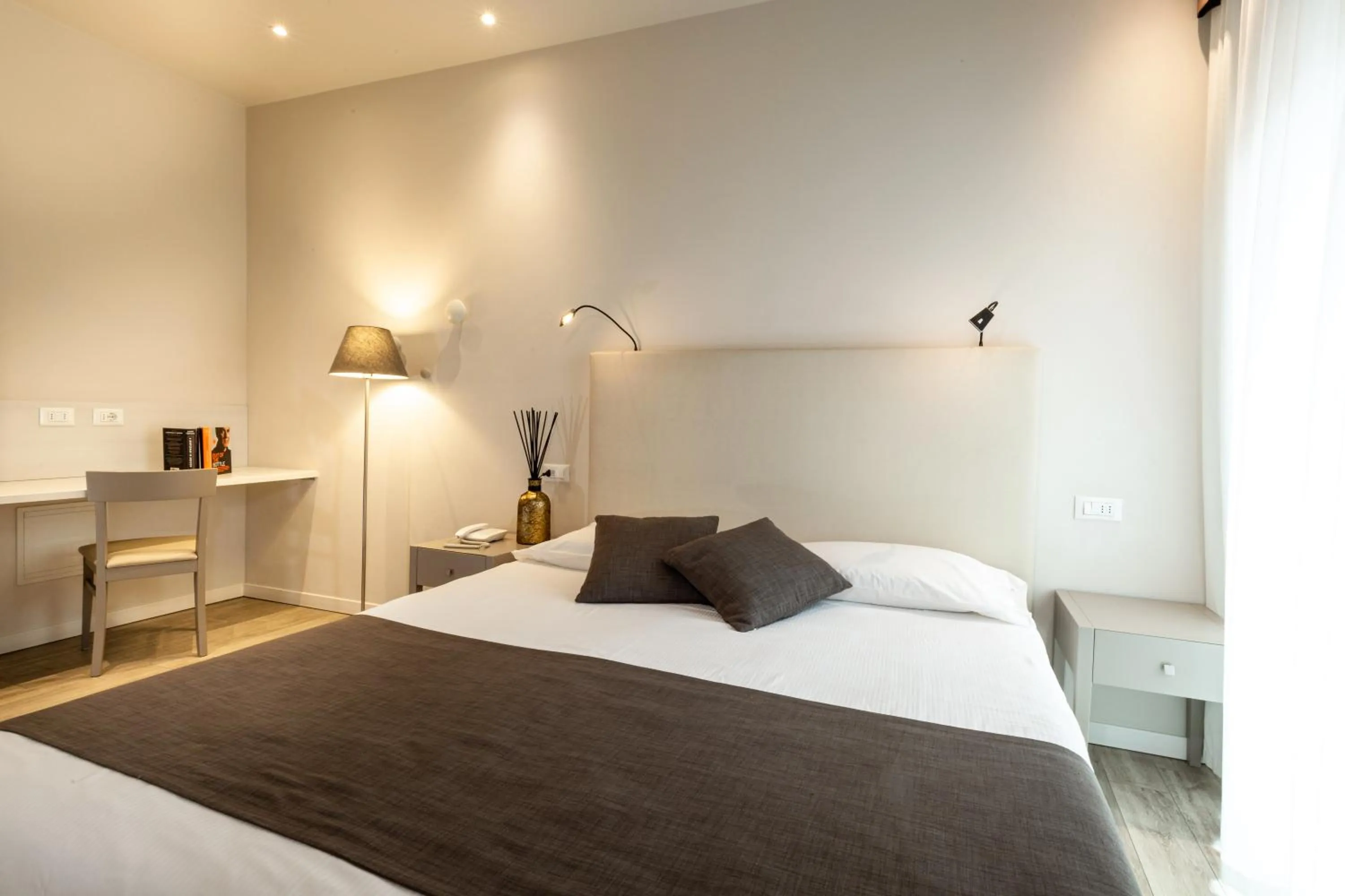 Photo of the whole room in Hotel Marconi