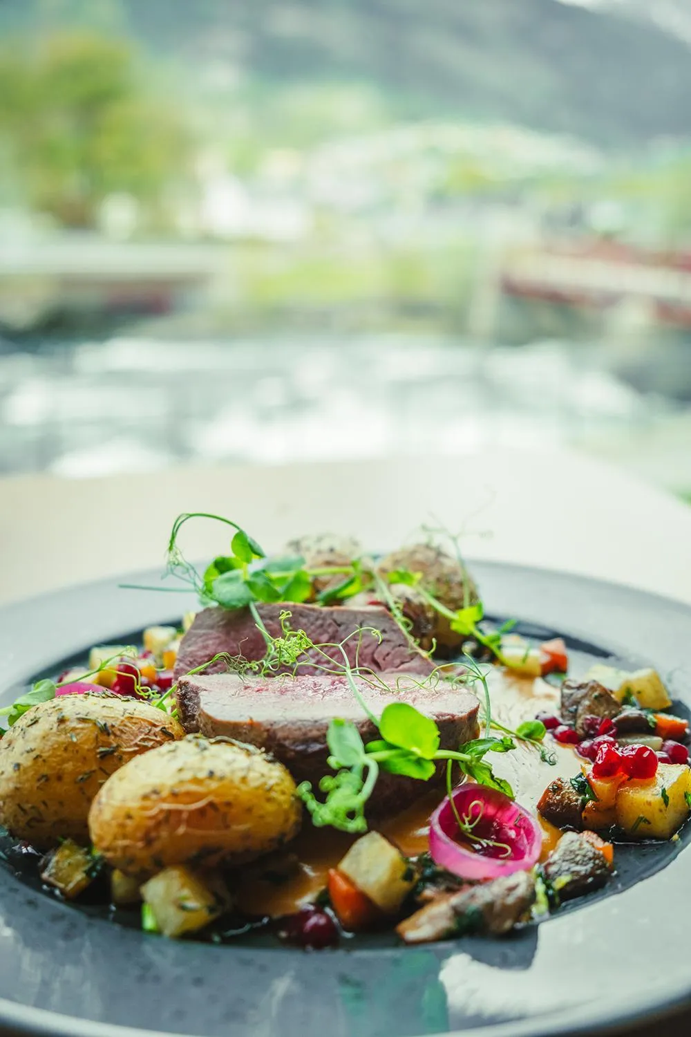 Food and drinks in Trolltunga Hotel