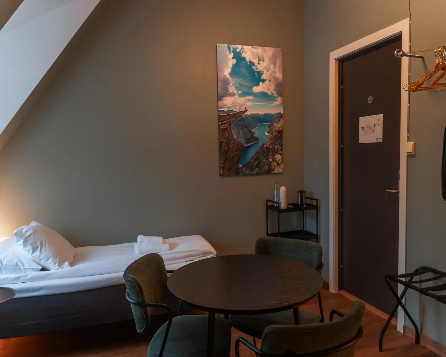 Bed in Trolltunga Hotel