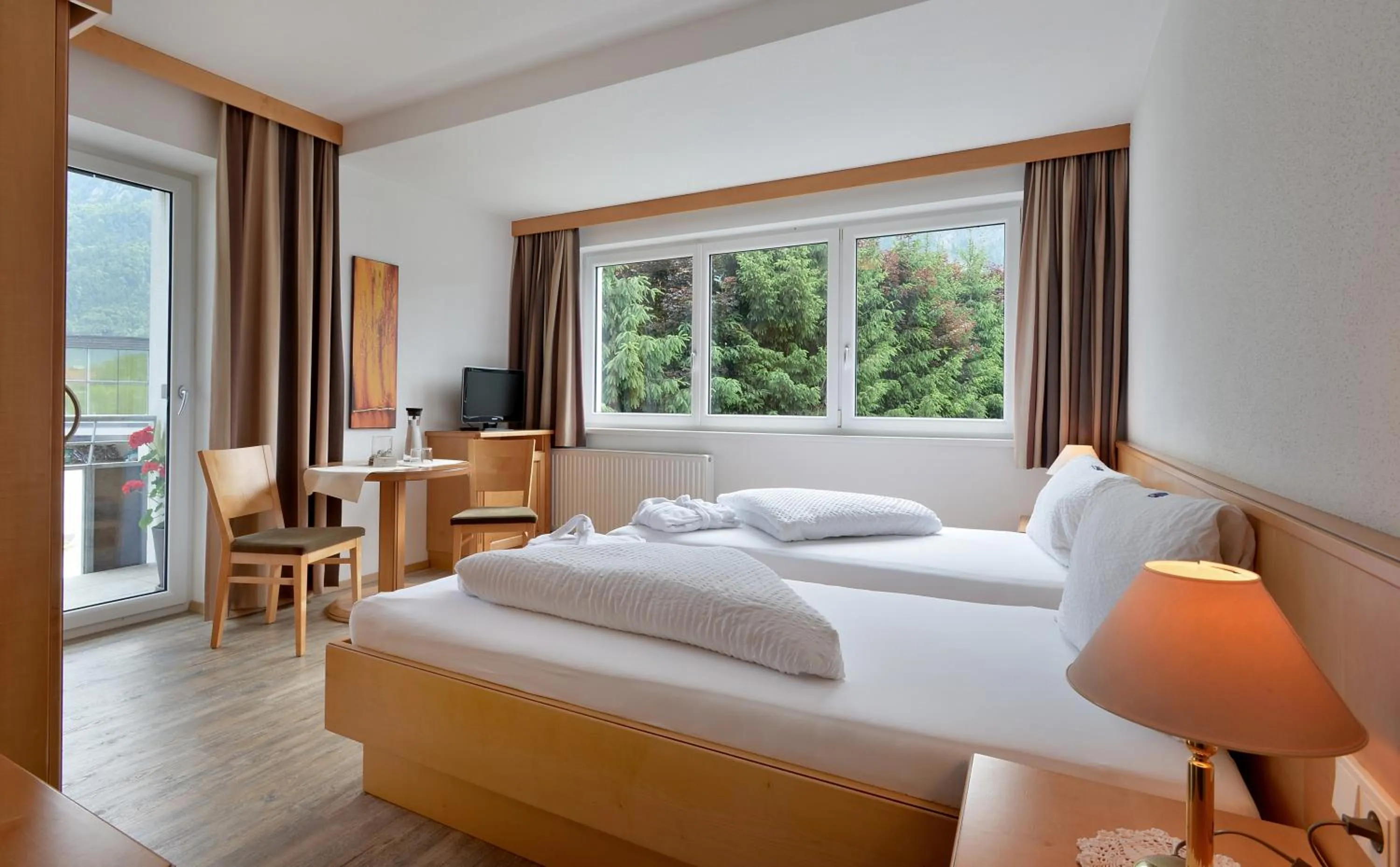 Photo of the whole room, Bed in Pension Apartment Hödner