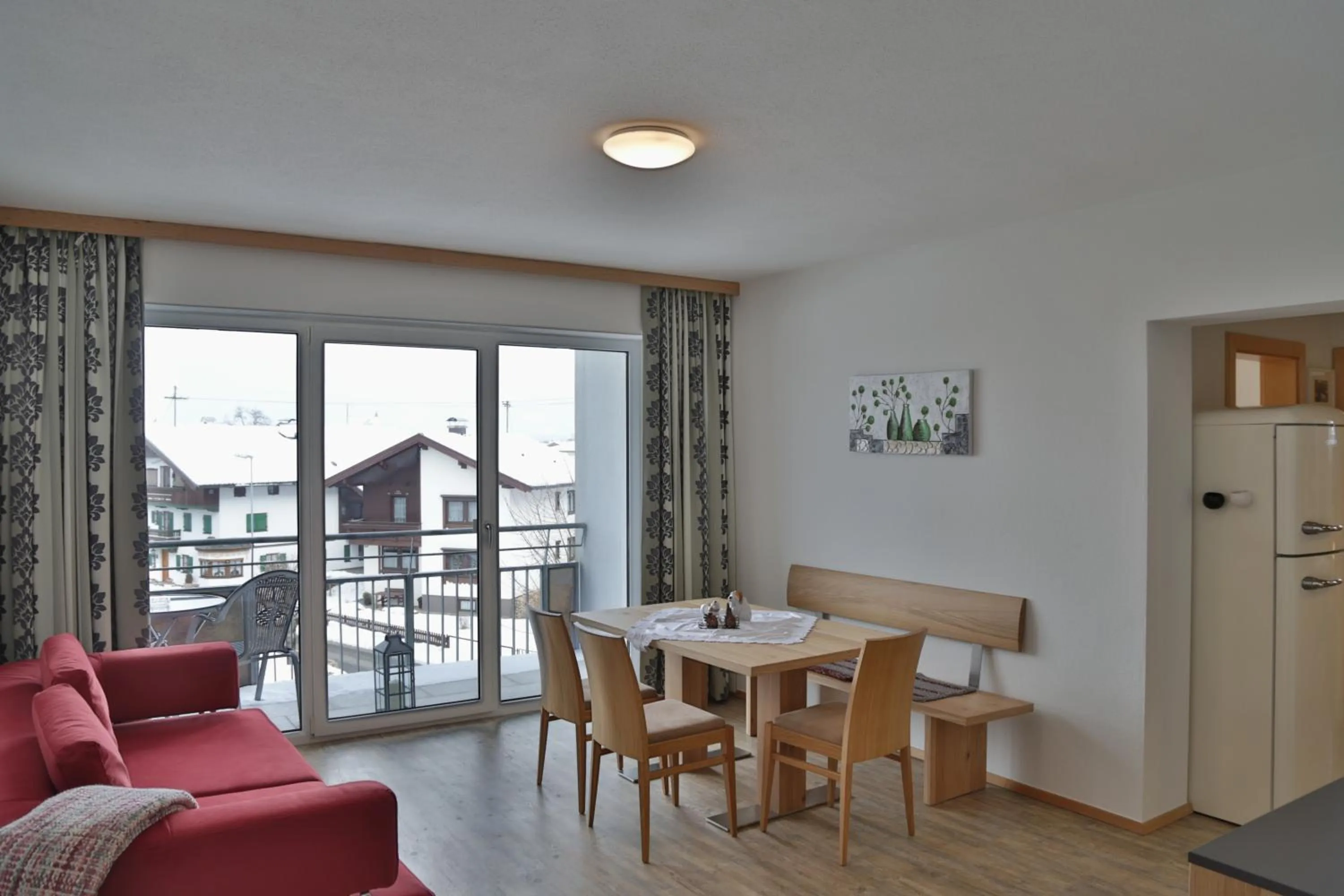 Dining area in Pension Apartment Hödner