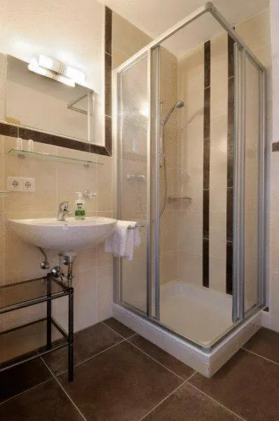 Bathroom in Pension Apartment Hödner