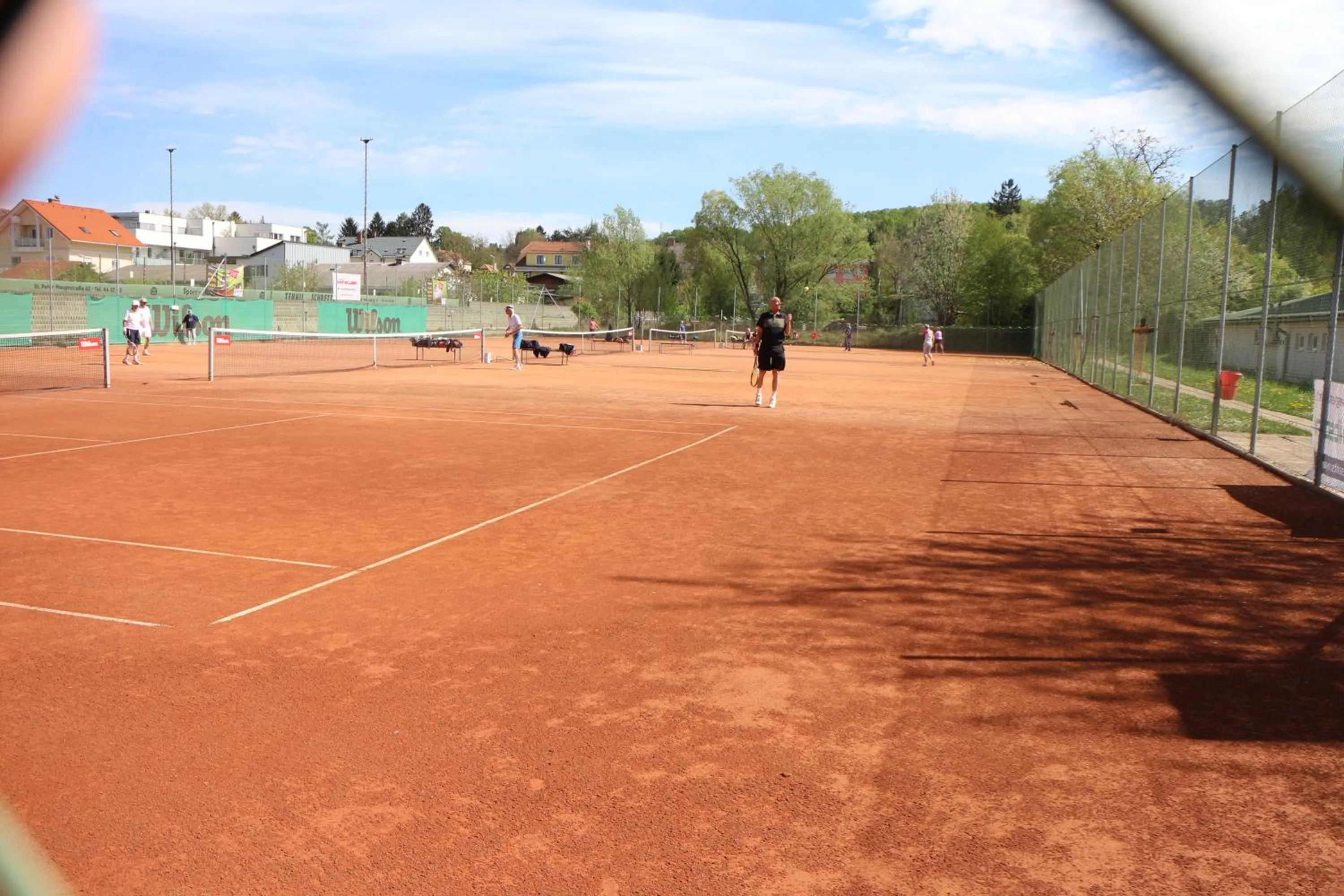 Tennis court in CenterCourt Hotel