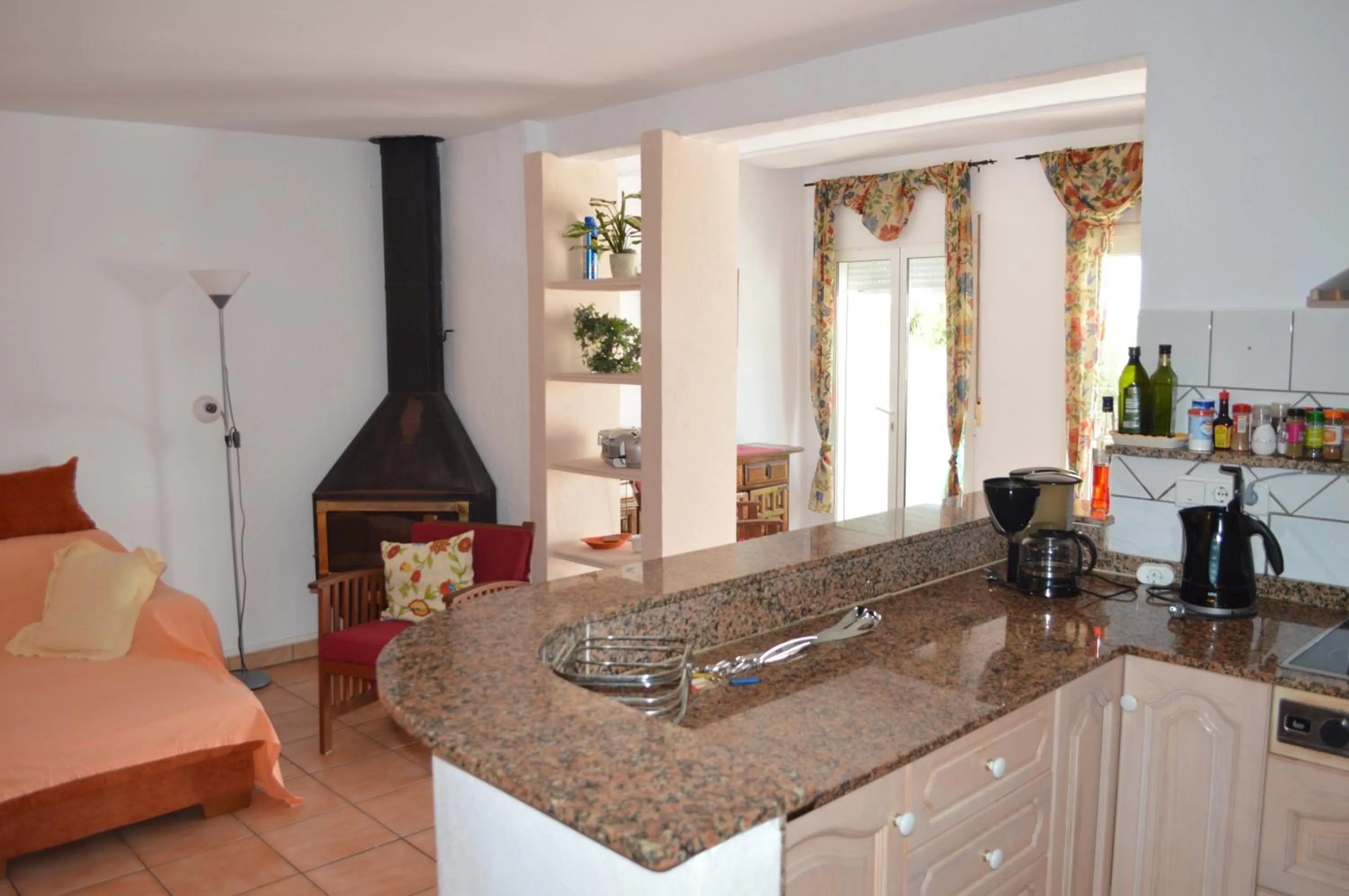 Kitchen or kitchenette in Meerblick & Pool! Traumhaftes Reihenhaus am Strand