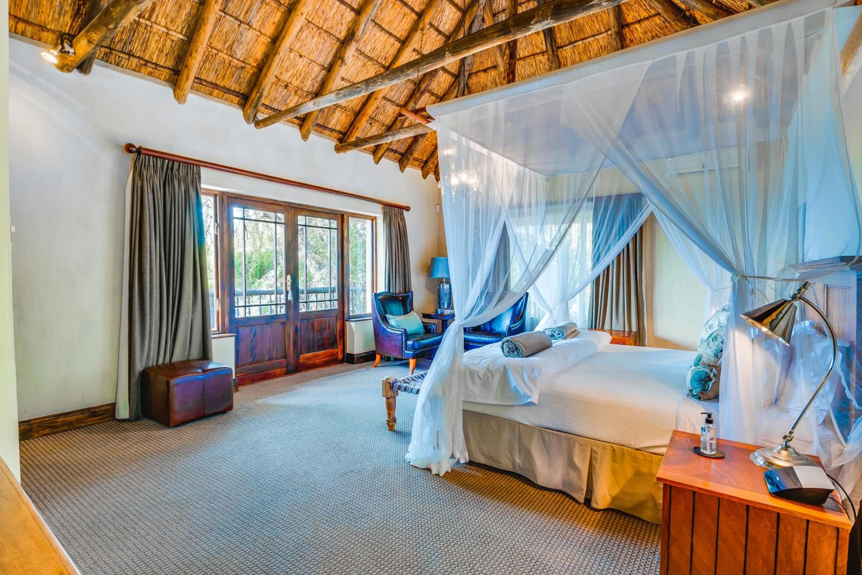 Bed in Hitgeheim Country Lodge