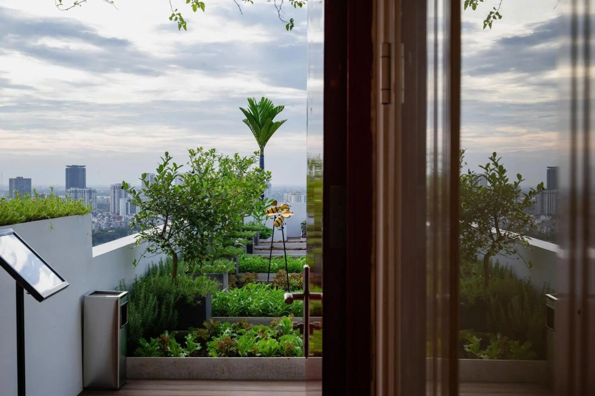 Garden in Somerset West Point Hanoi