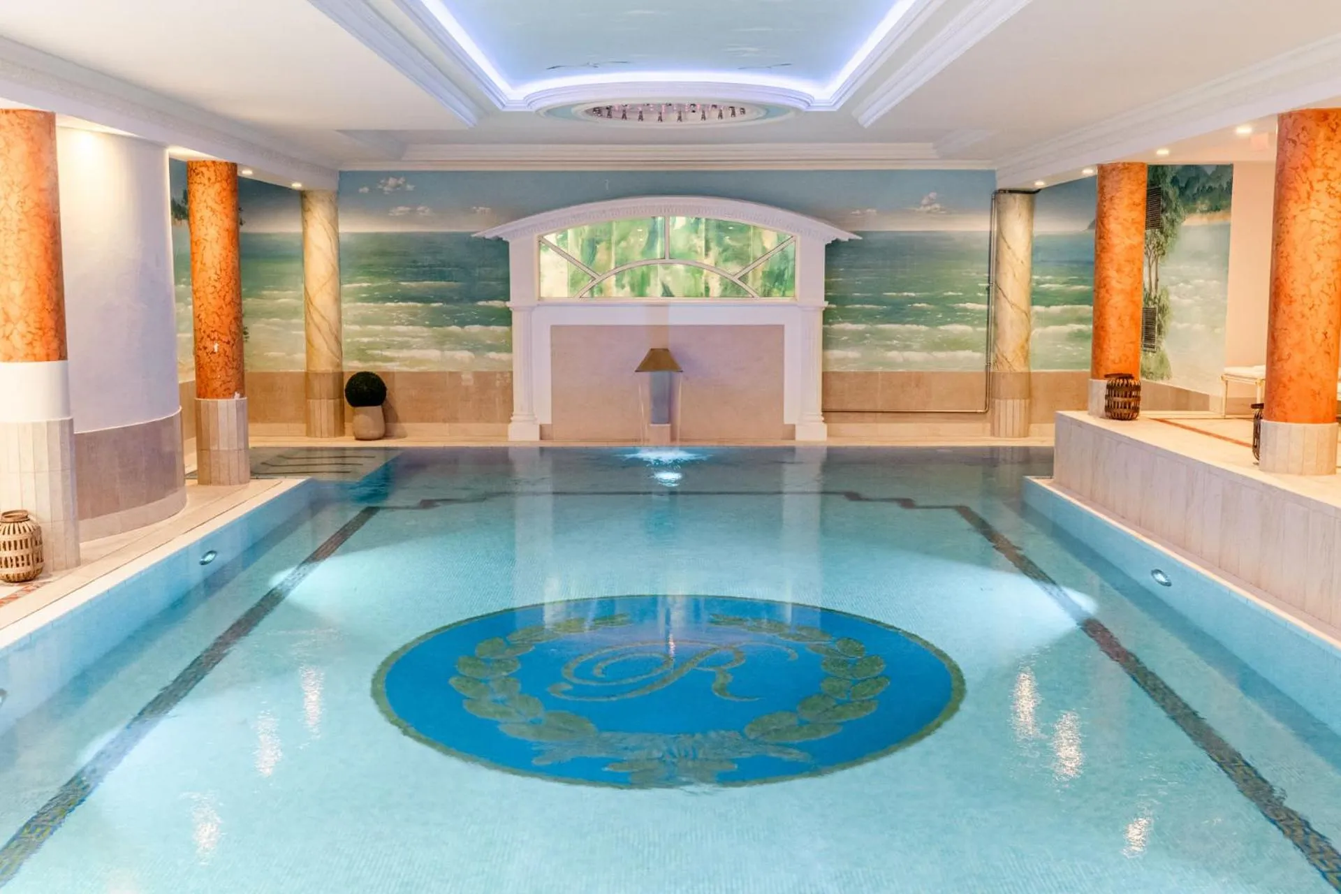 Hot Tub in Rugard Thermal Strandhotel