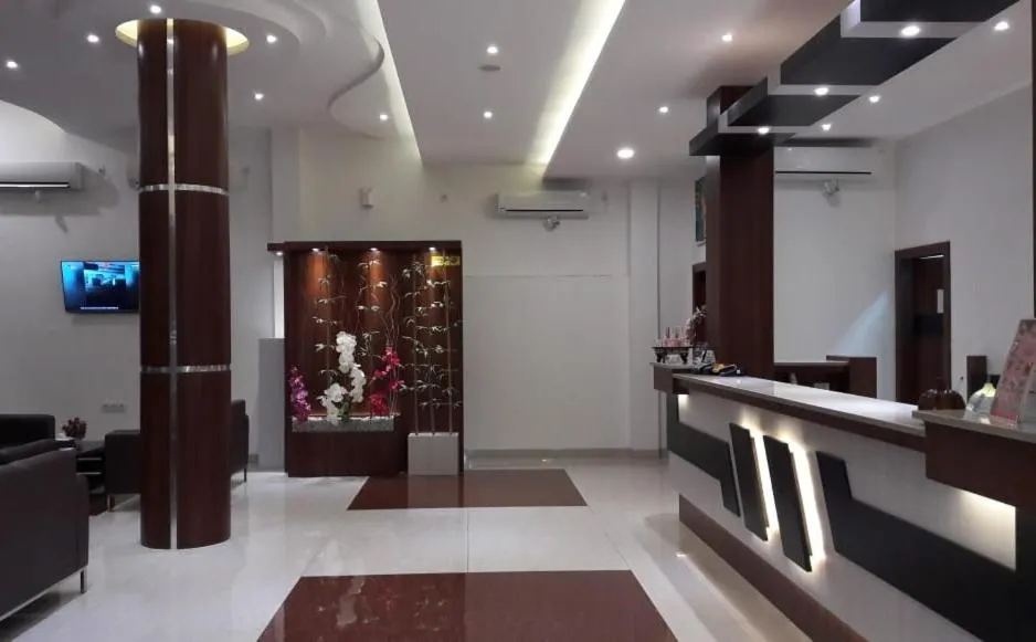 Time of day in Seventeen Hotel