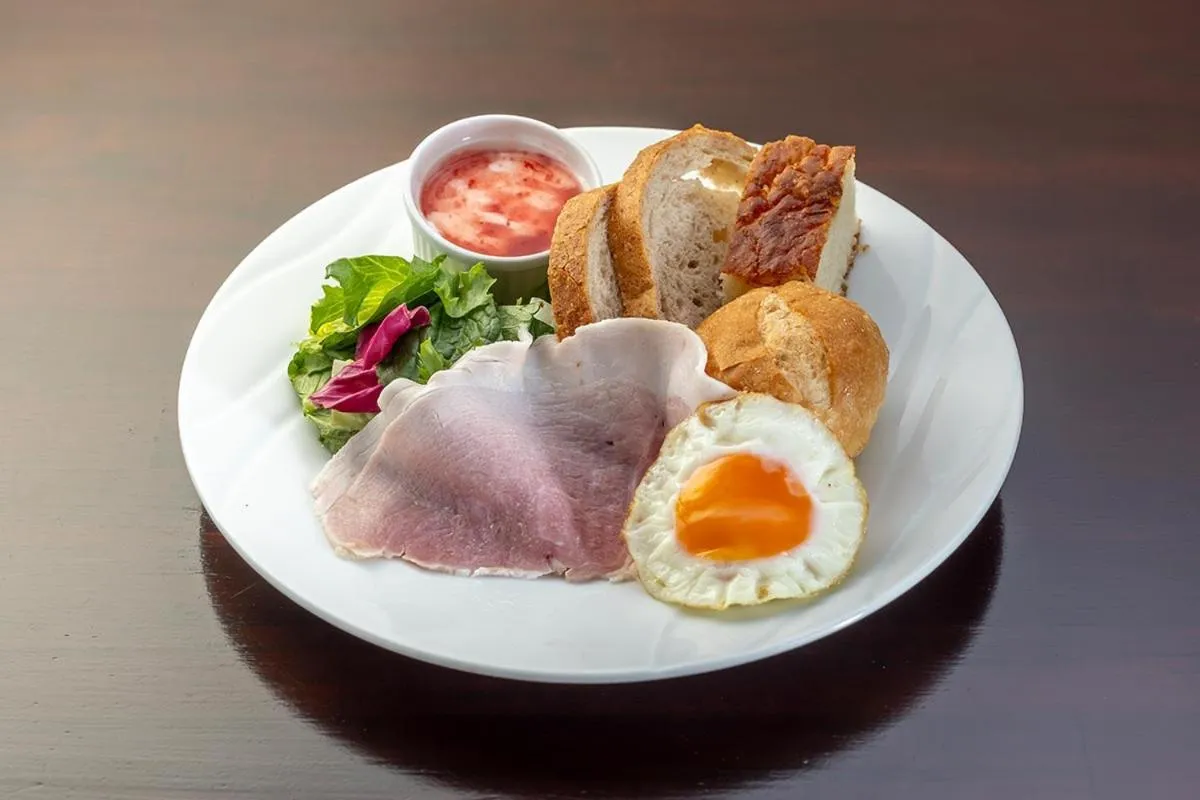 Breakfast in Hotel Gimmond Kyoto